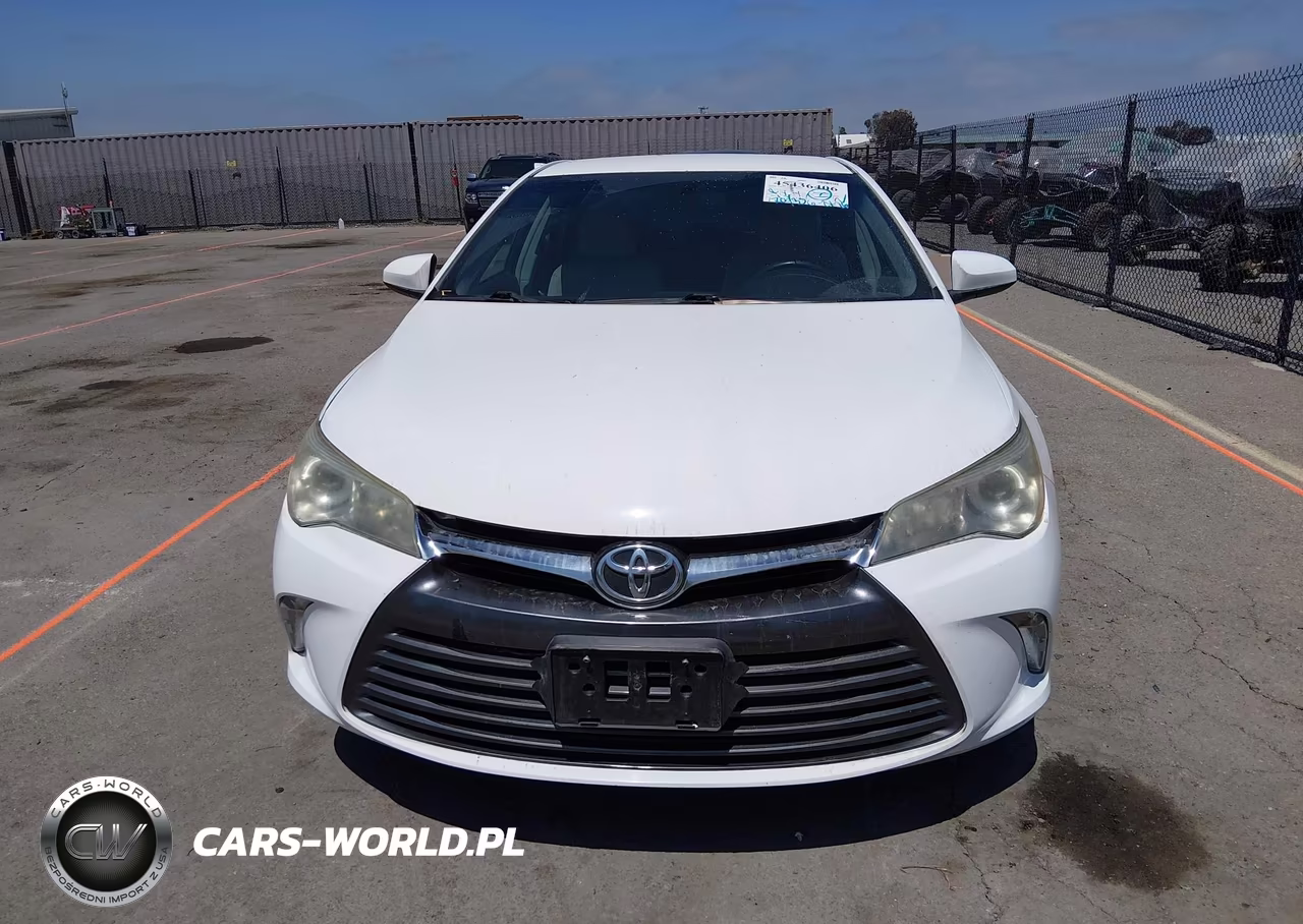 2017 Toyota Camry Le VIN:4T1BF1FK1HU644144 - 12