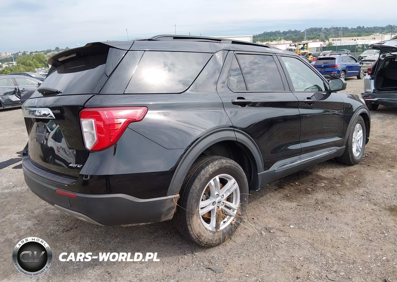2021 Ford Explorer Xlt VIN:1FMSK8DH5MGA99229 - 4