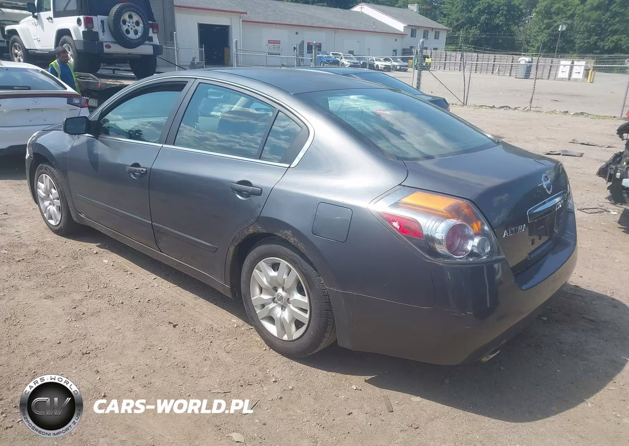 2011 Nissan Altima 2.5 S VIN:1N4AL2APXBC110757 - 3