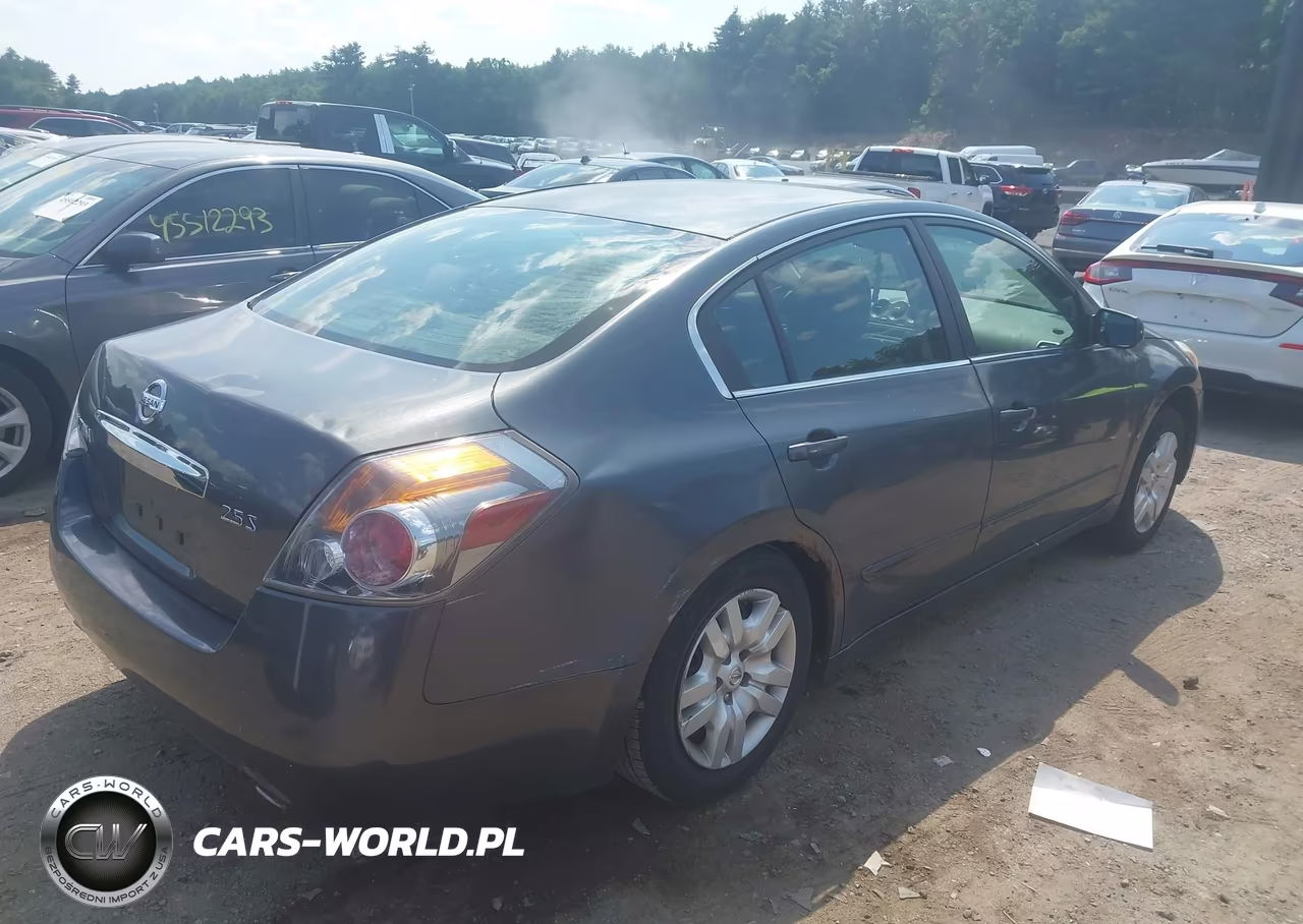 2011 Nissan Altima 2.5 S VIN:1N4AL2APXBC110757 - 4