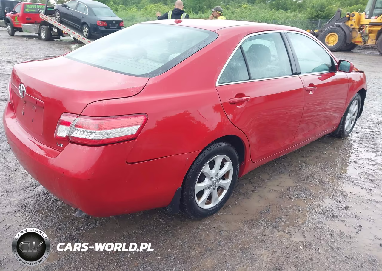 2011 Toyota Camry Le VIN:4T1BF3EKXBU684212 - 4