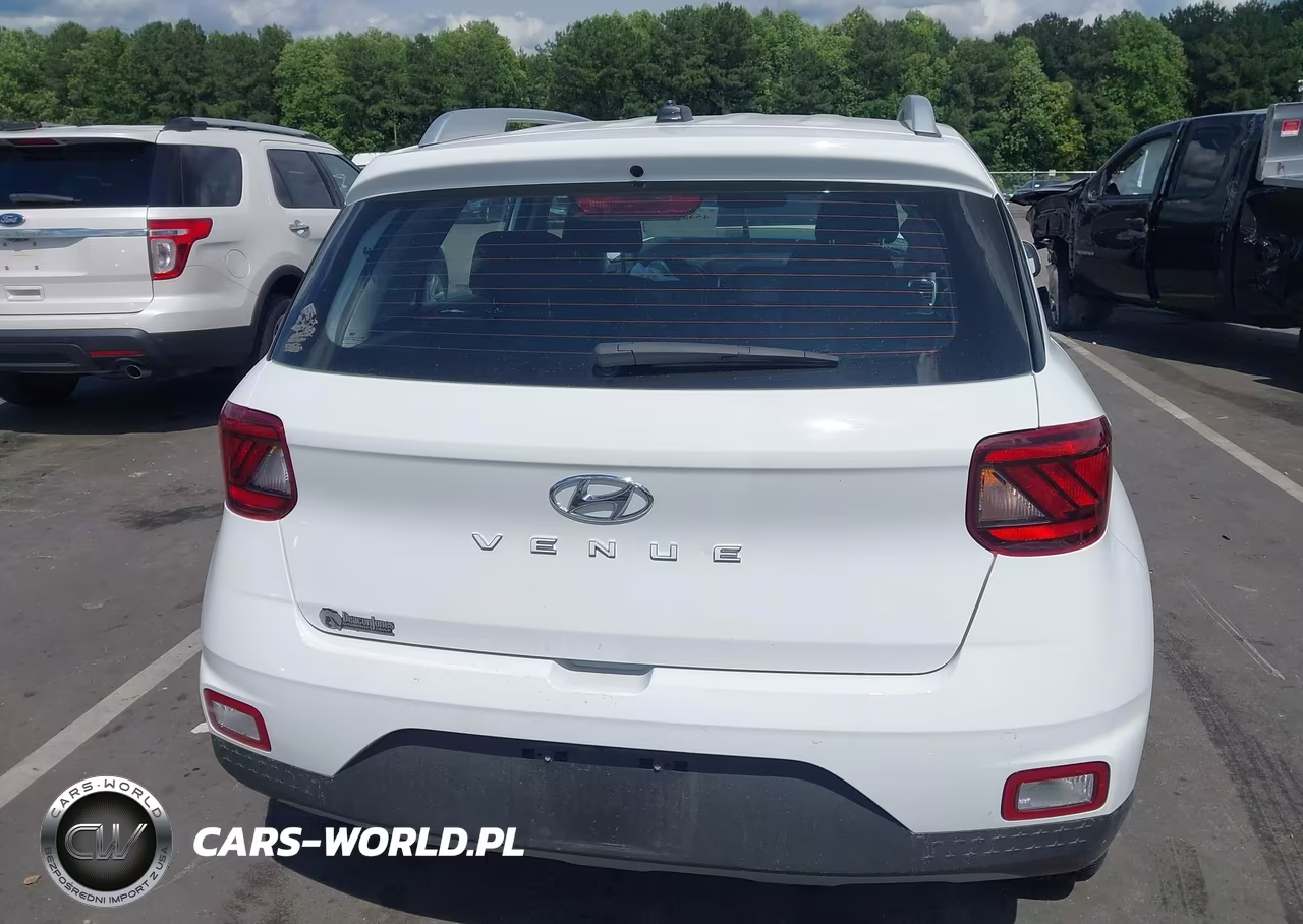 2025 Hyundai Venue Sel VIN:KMHRC8A35SU402304 - 17