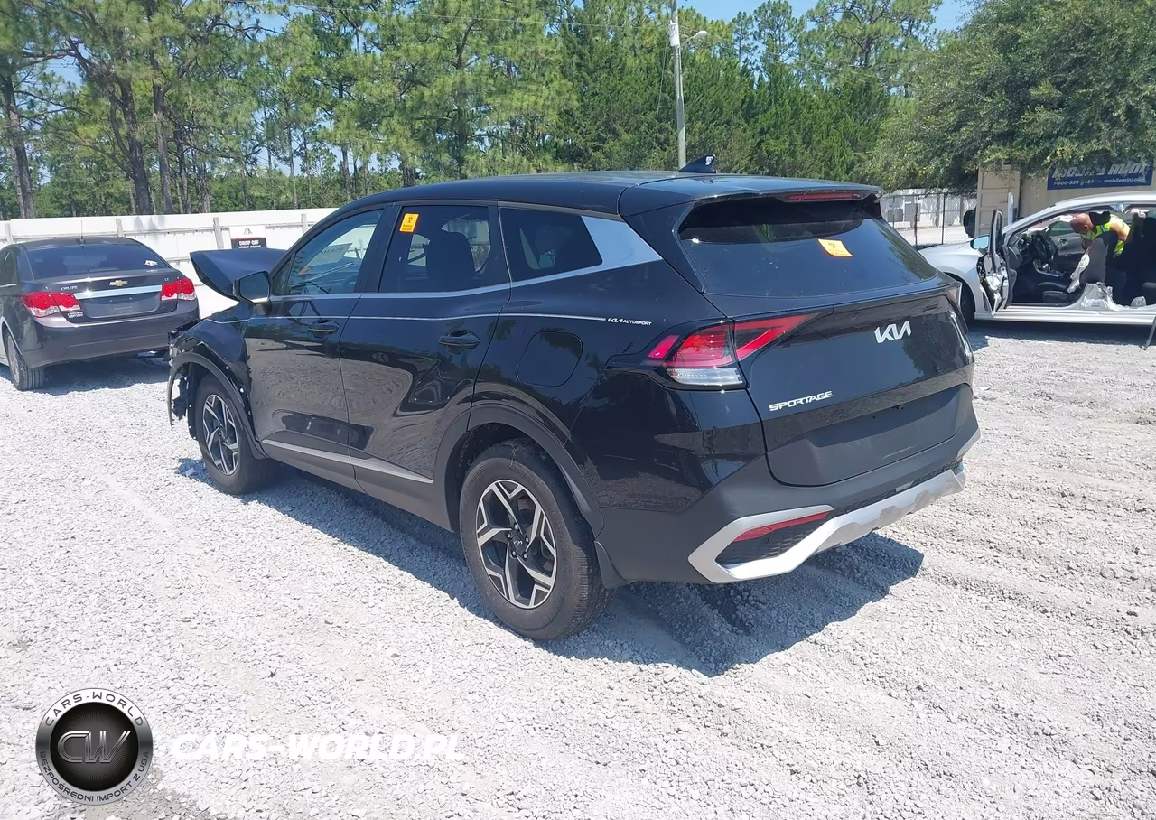 2024 Kia Sportage Lx VIN:KNDPUCDF2R7272850 - 3