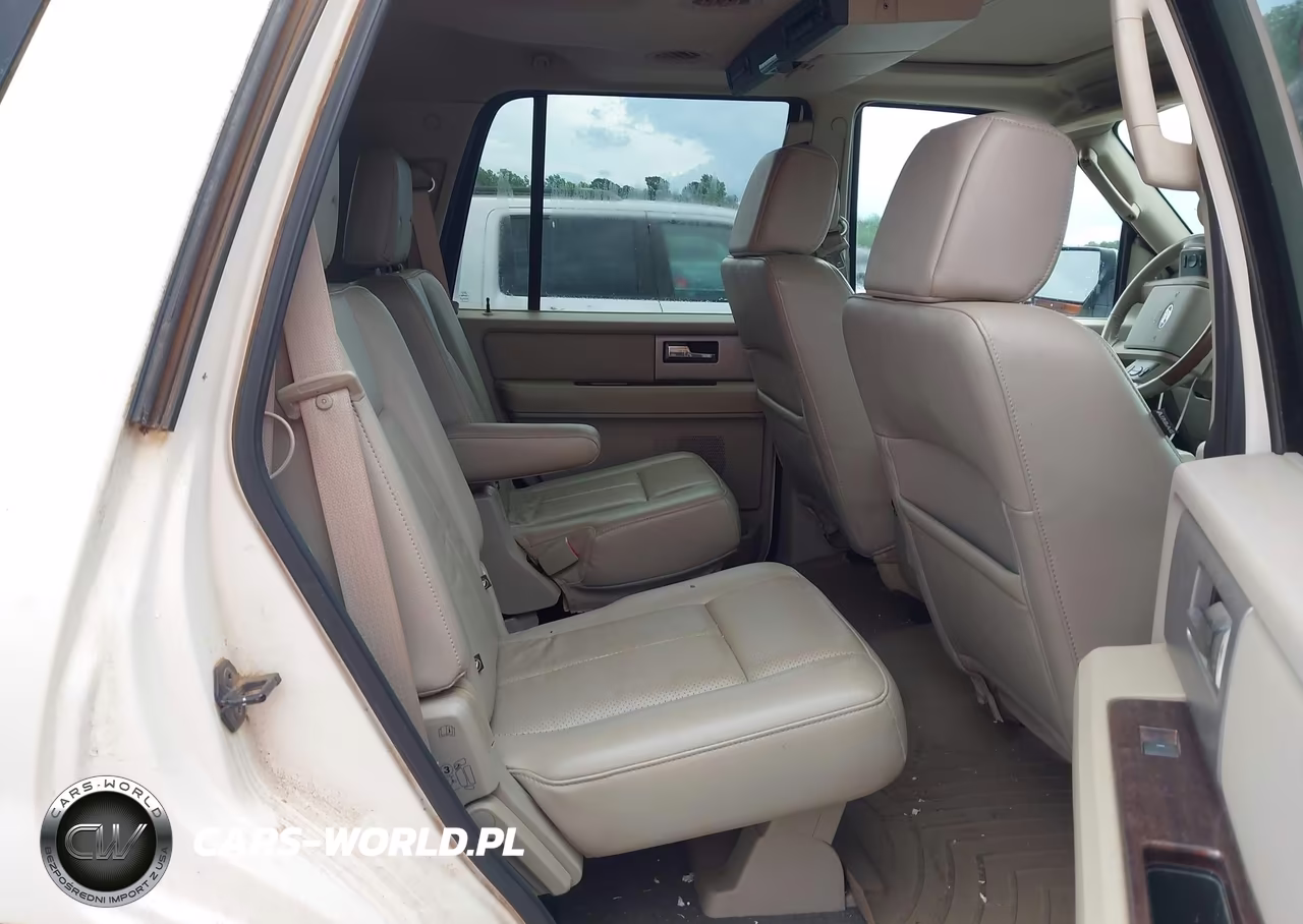 2008 Ford Expedition Limited VIN:1FMFU19558LA06207 - 8