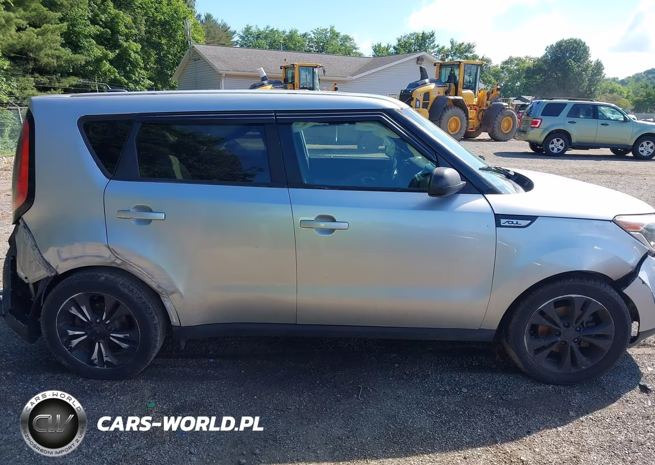 2015 Kia Soul + VIN:KNDJP3A54F7790947 - 14
