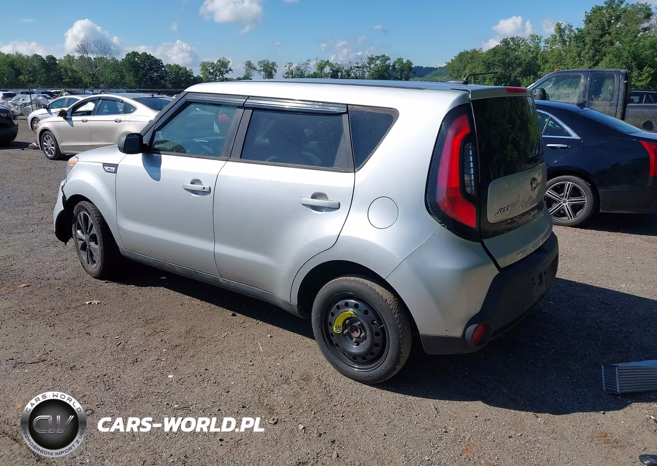 2015 Kia Soul + VIN:KNDJP3A54F7790947 - 3