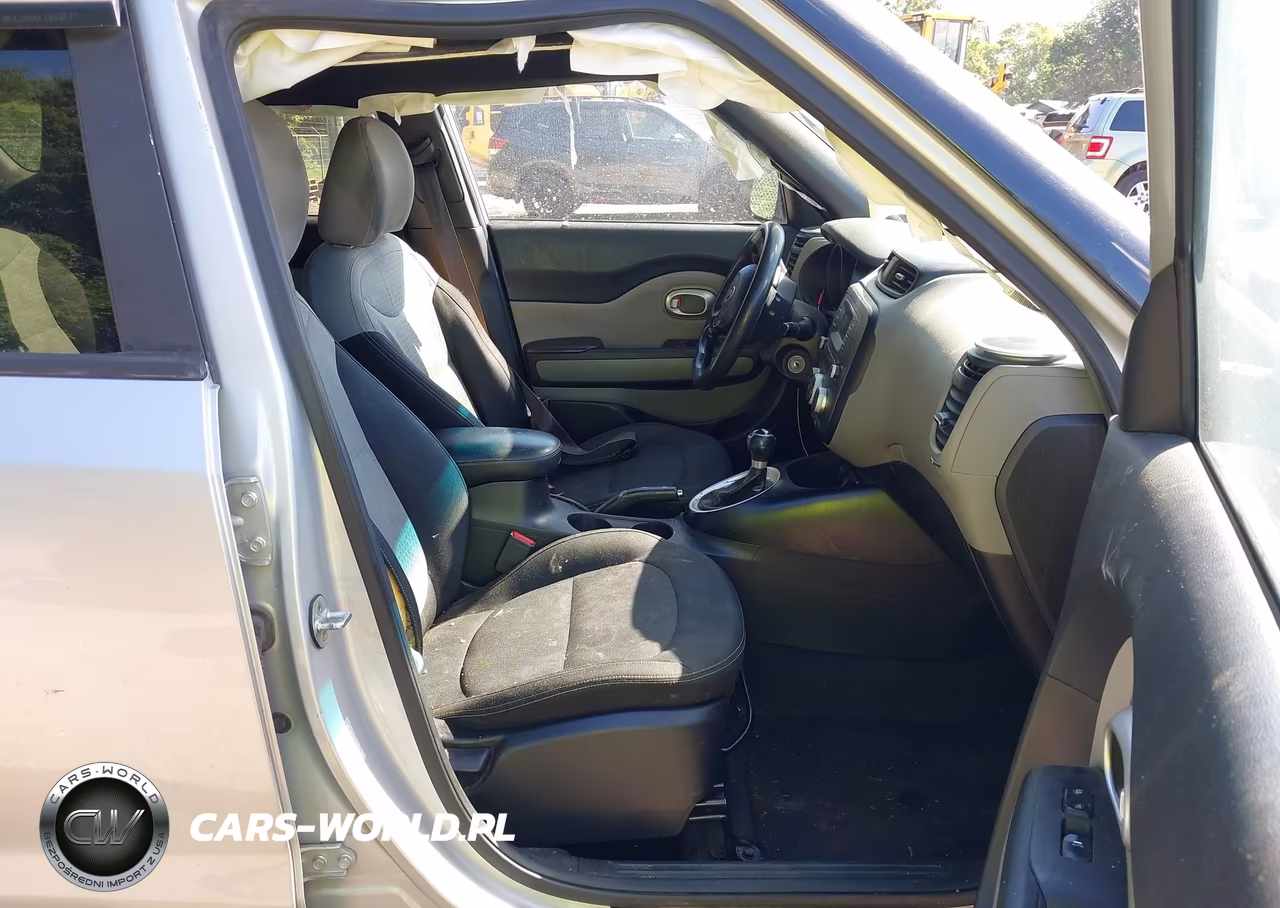 2015 Kia Soul + VIN:KNDJP3A54F7790947 - 5