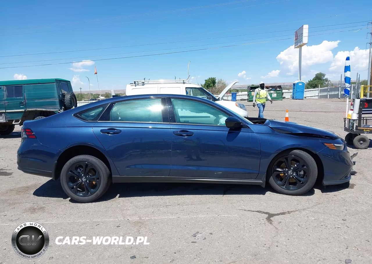 2025 Honda Accord Se VIN:1HGCY1F44SA075255 - 13