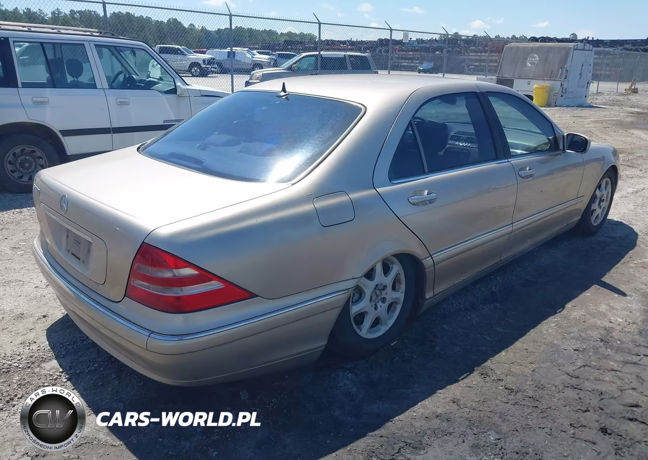 2000 Mercedes-Benz S 500 VIN:WDBNG75J4YA130377 - 4