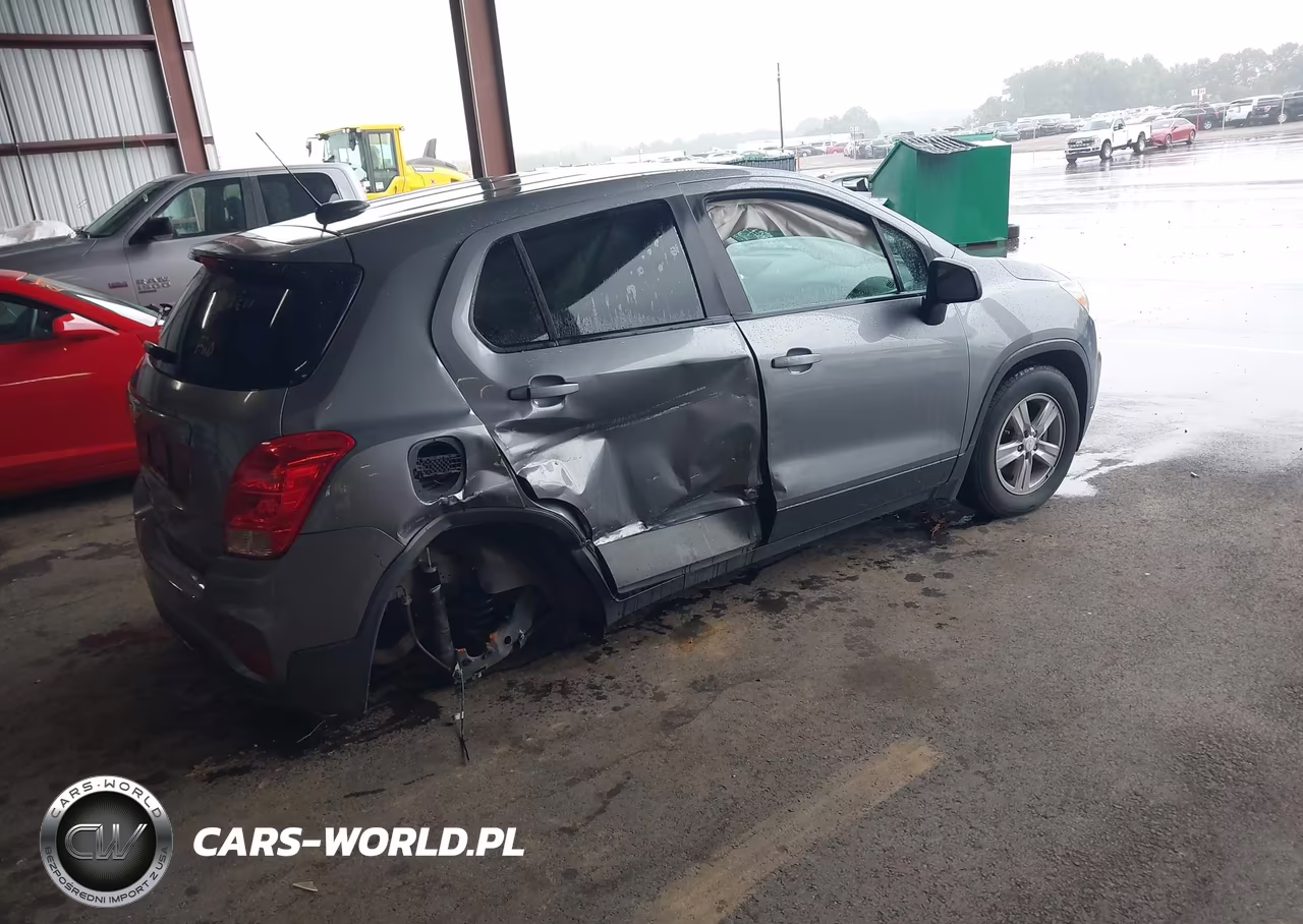 2020 Chevrolet Trax Fwd Ls VIN:3GNCJKSB8LL280284 - 4