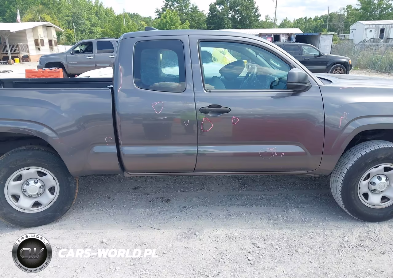 2018 Toyota Tacoma Sr VIN:5TFRX5GN2JX105892 - 13