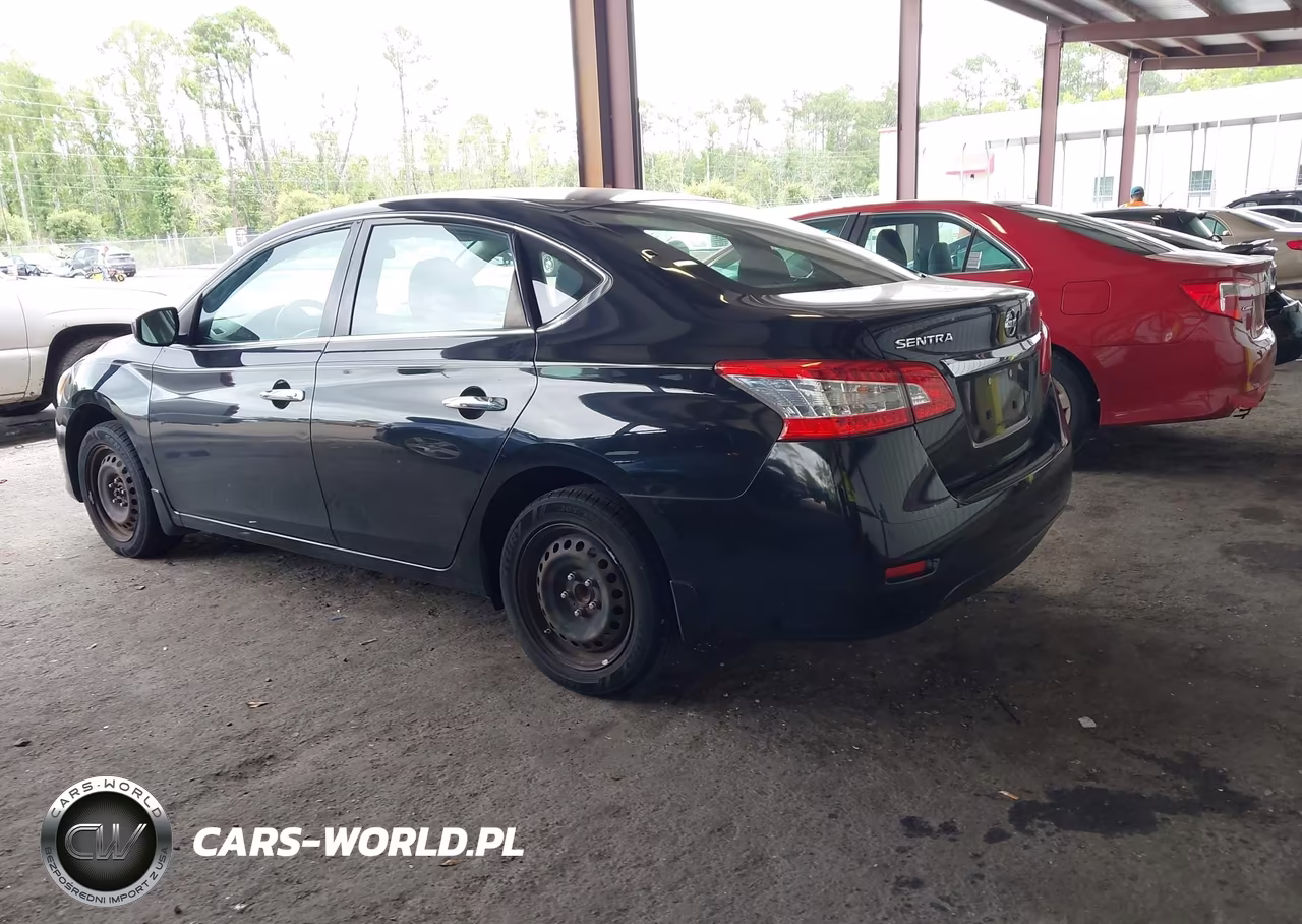 2015 Nissan Sentra S VIN:3N1AB7AP0FY304756 - 3