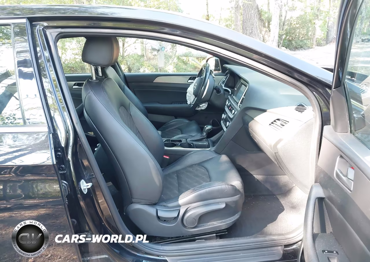 2018 Hyundai Sonata Sport+ VIN:5NPE34AF7JH704966 - 5