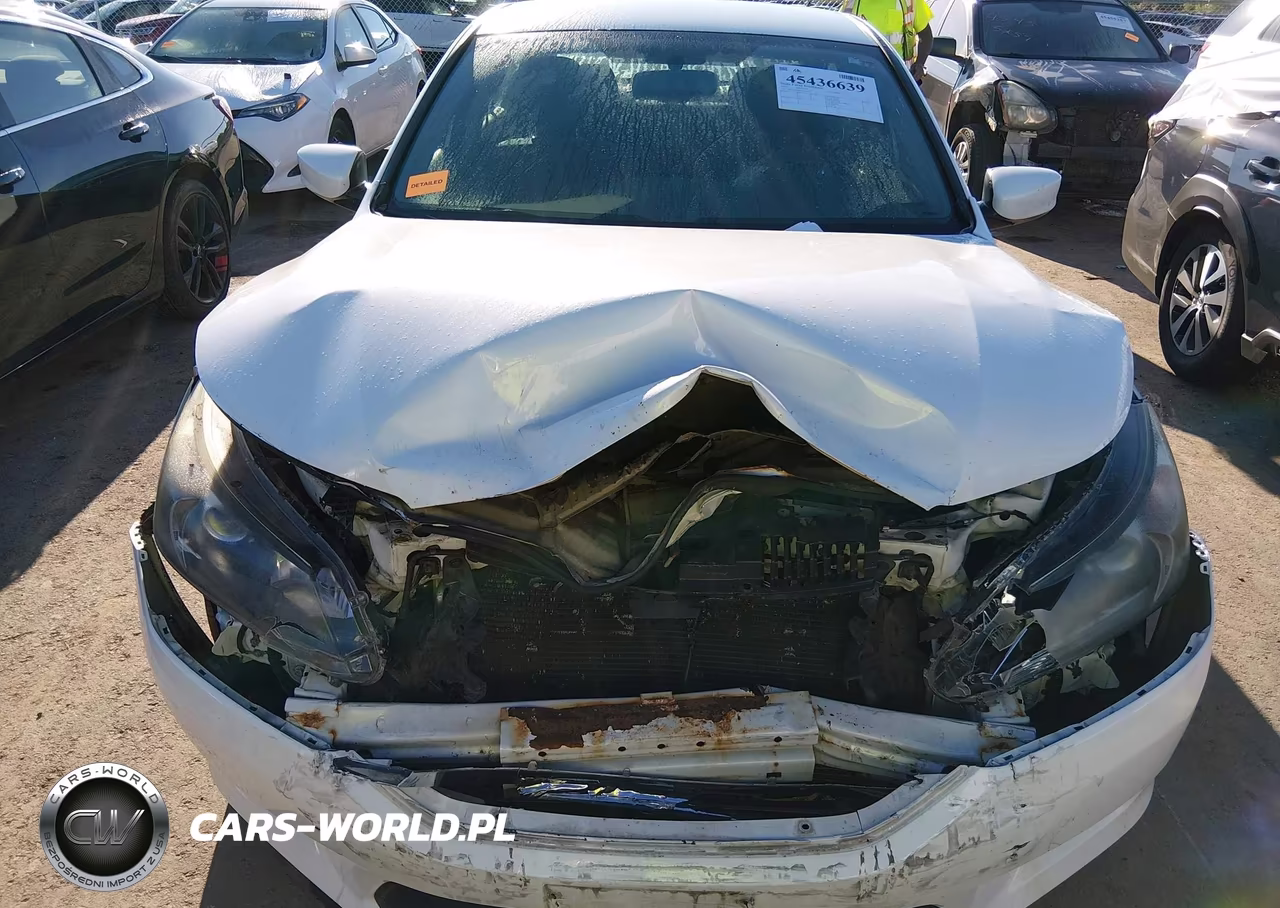 2015 Honda Accord Sport VIN:1HGCR2F50FA159610 - 12