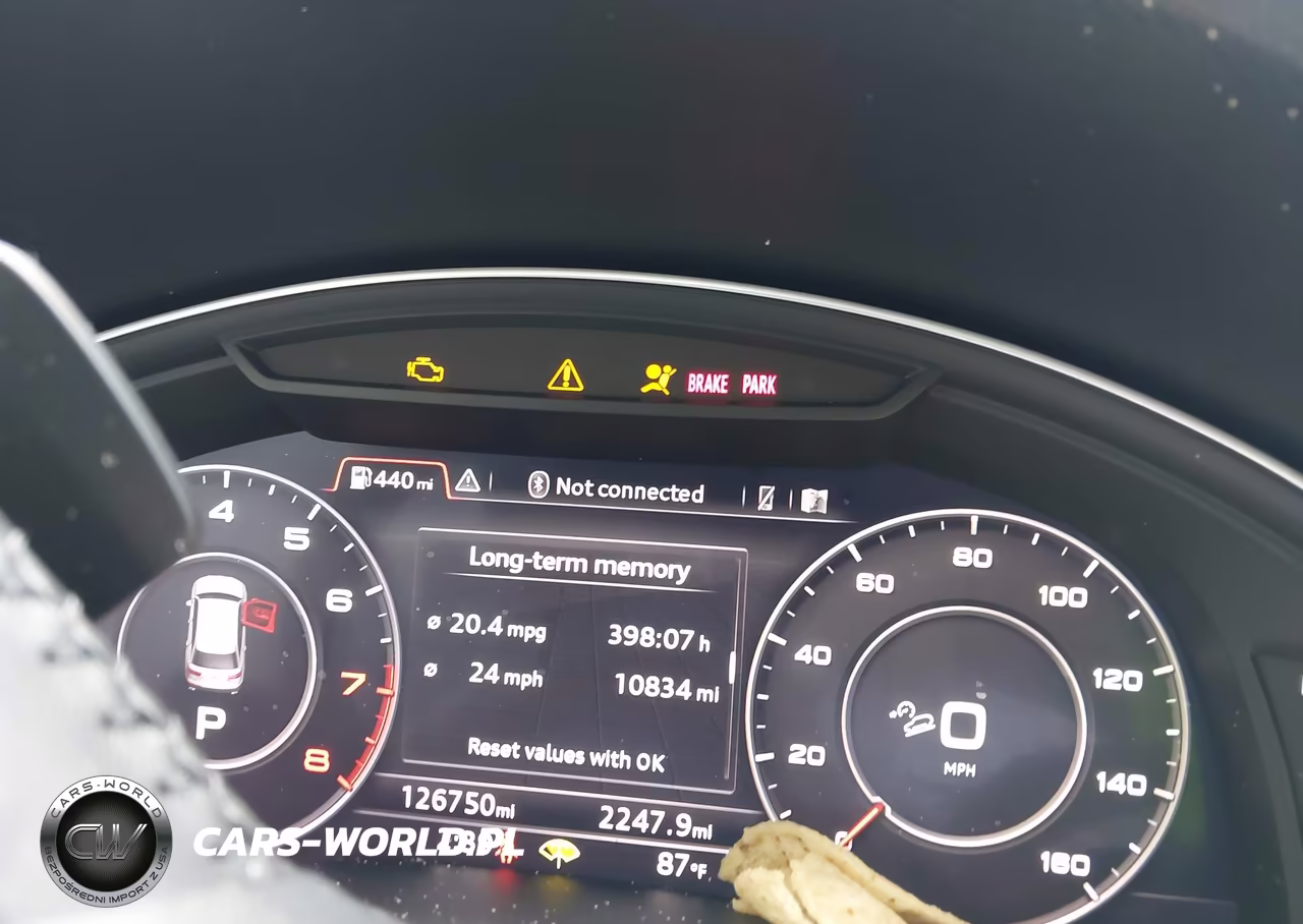 2017 Audi Q7 2.0T Premium VIN:WA1LHAF70HD045339 - 7