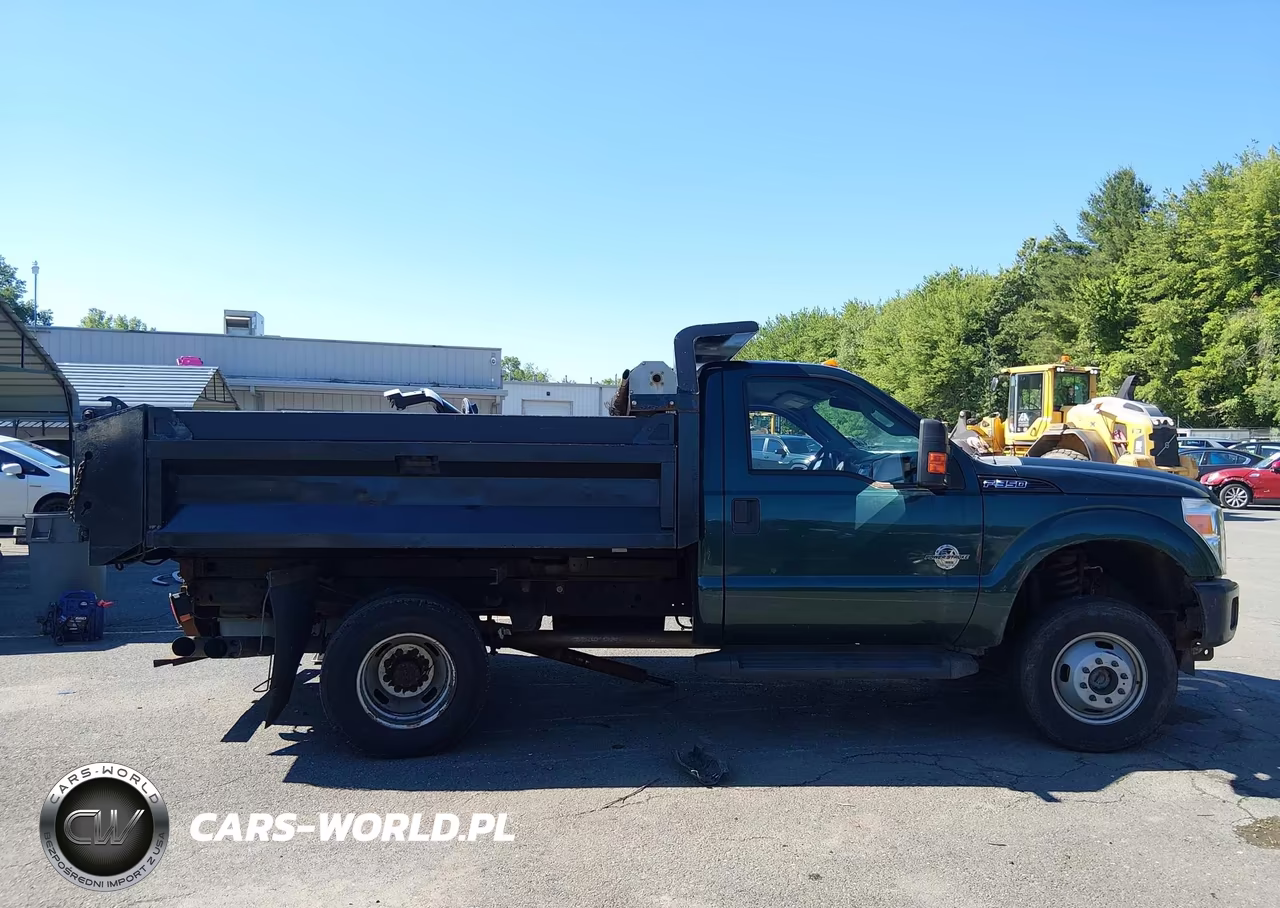 2012 Ford F-350 Chassis Xl-Xlt VIN:1FDRF3HT0CEA49370 - 14