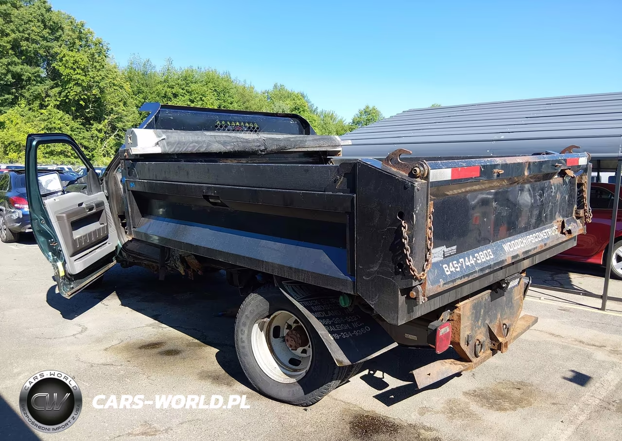2012 Ford F-350 Chassis Xl-Xlt VIN:1FDRF3HT0CEA49370 - 3