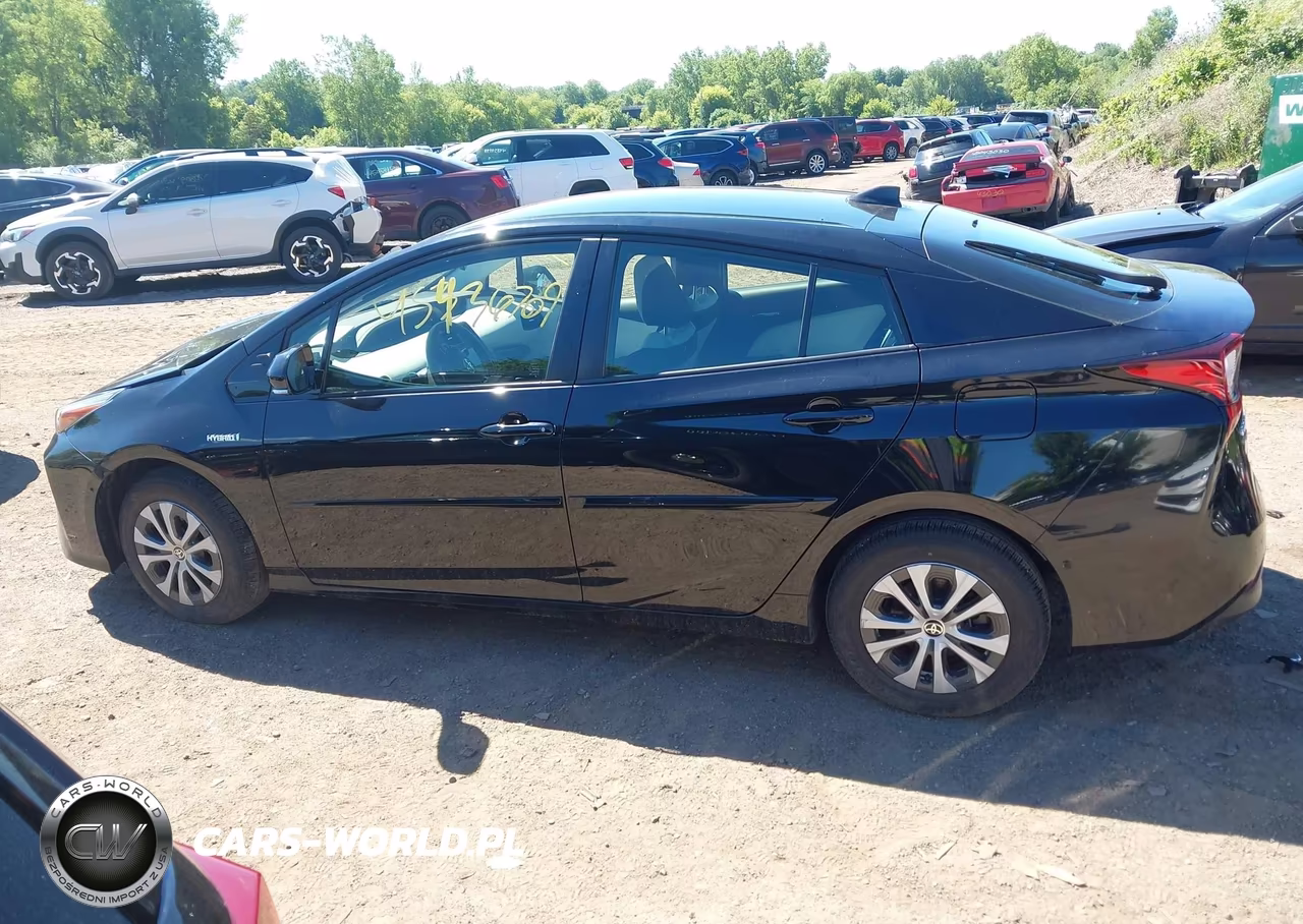 2019 Toyota Prius Le VIN:JTDL9RFU1K3012130 - 14