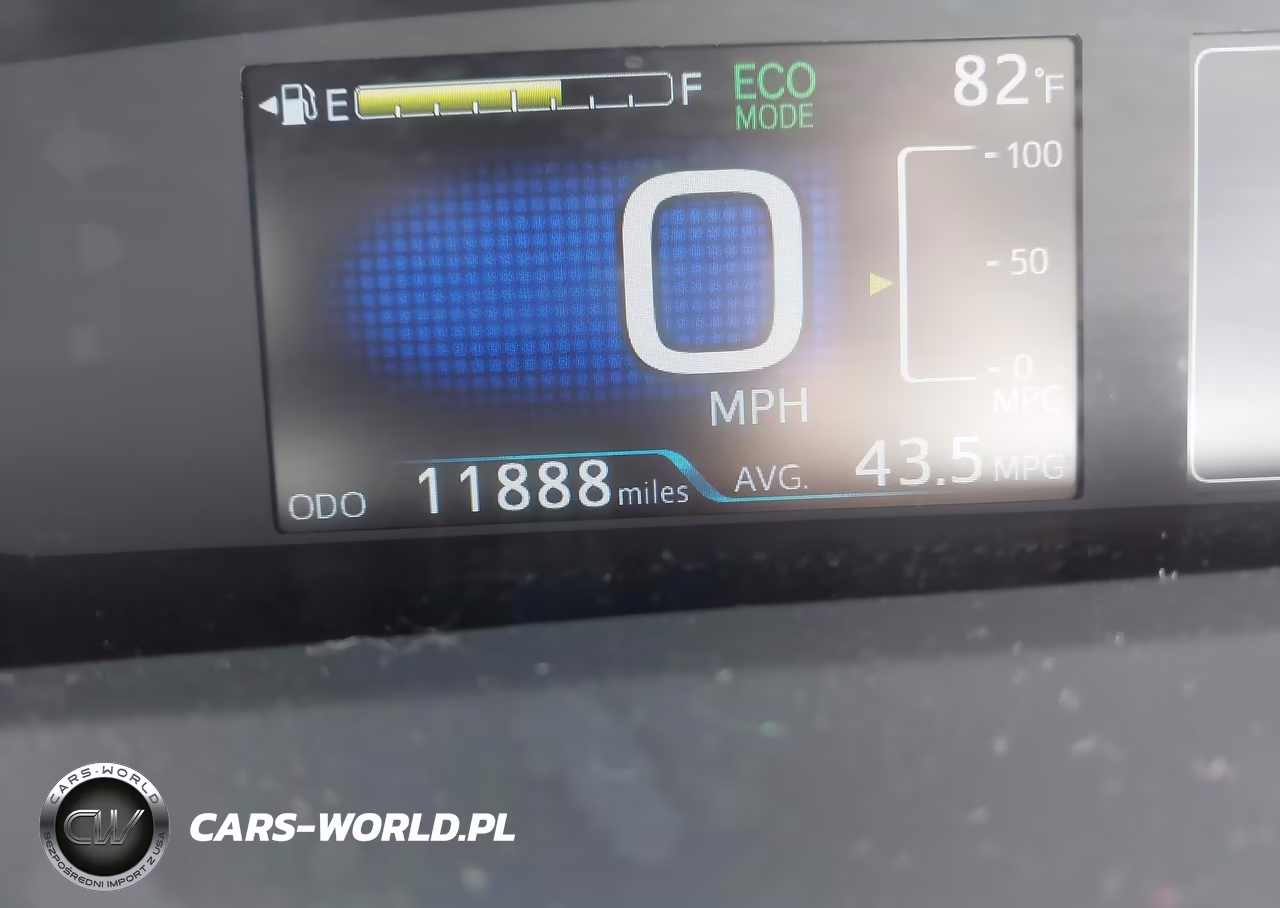 2019 Toyota Prius Le VIN:JTDL9RFU1K3012130 - 15