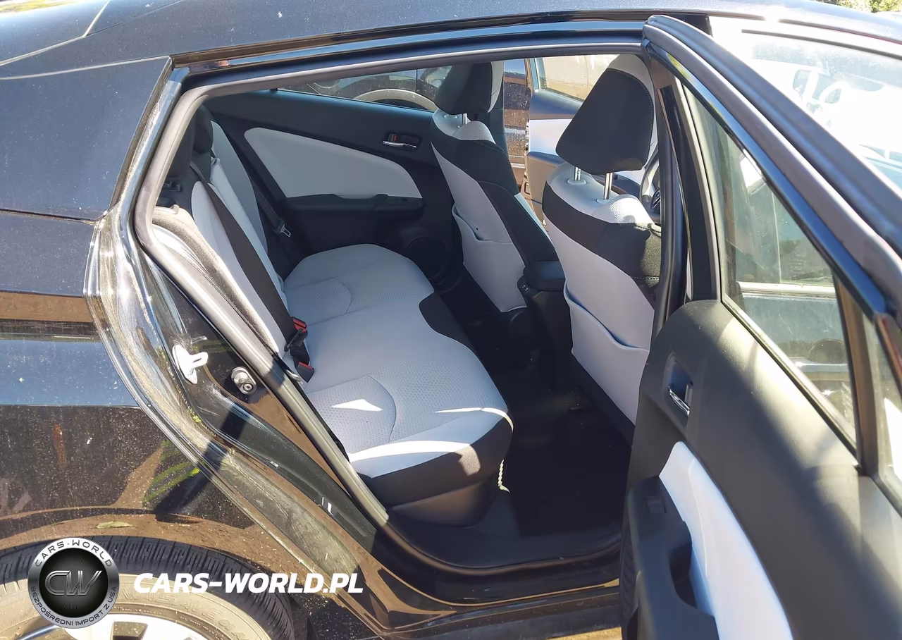 2019 Toyota Prius Le VIN:JTDL9RFU1K3012130 - 8