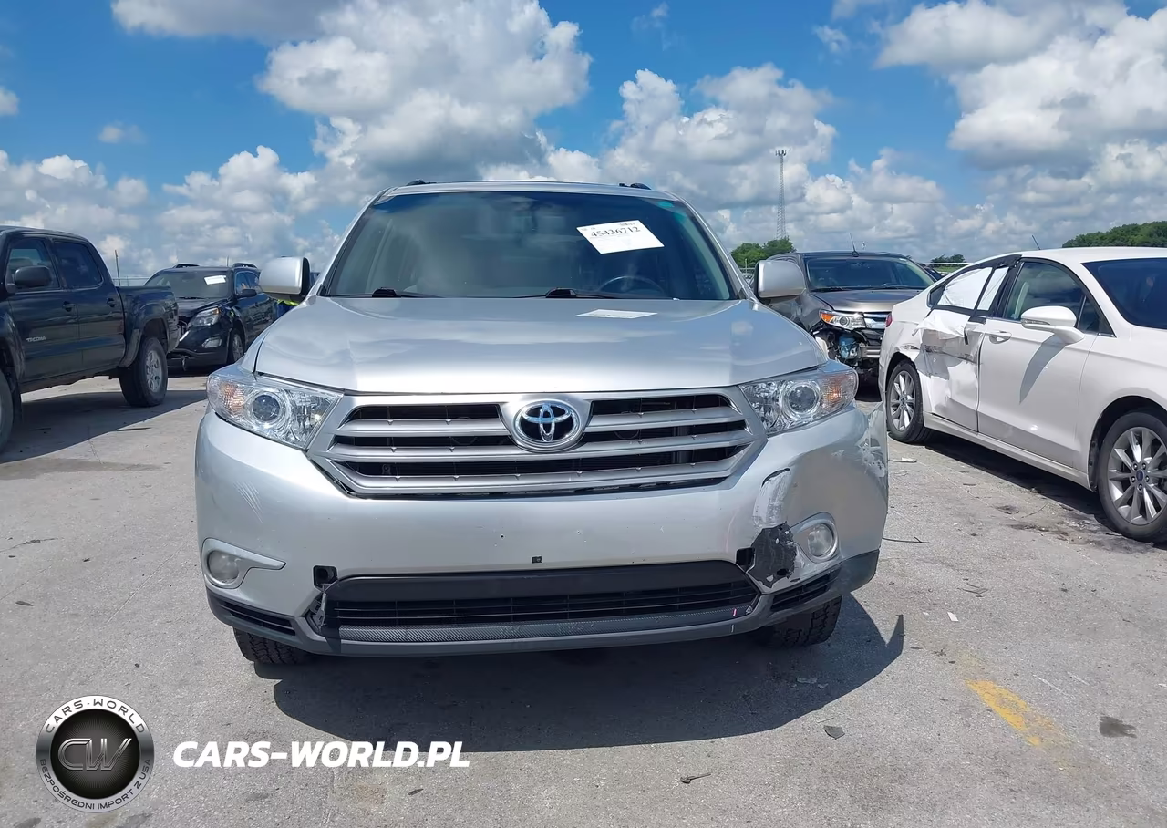2011 Toyota Highlander Base V6 VIN:5TDBK3EH8BS050616 - 12