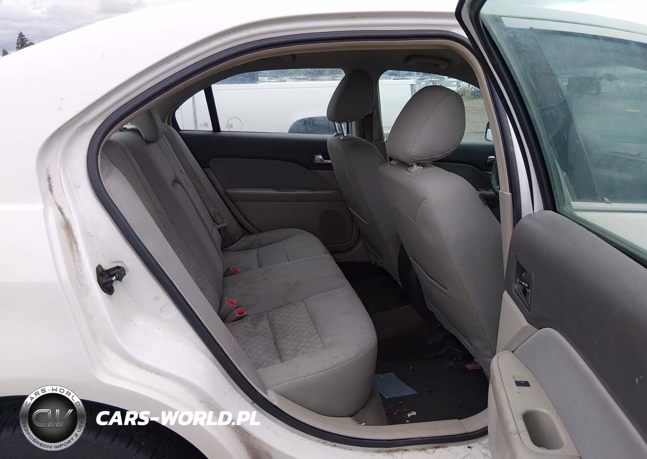 2012 Ford Fusion Se VIN:3FAHP0HG8CR187899 - 8