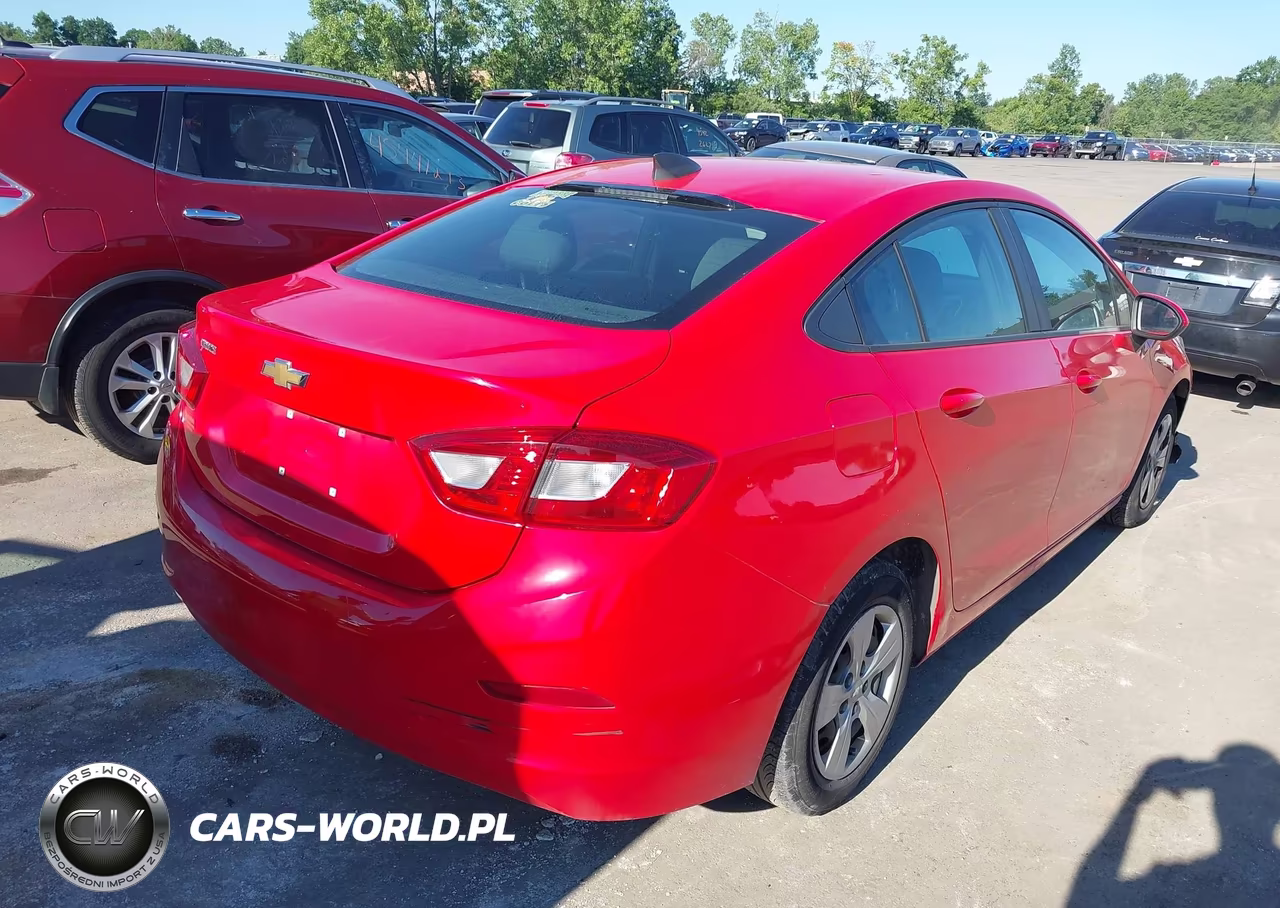 2018 Chevrolet Cruze Ls Auto VIN:1G1BC5SM7J7106685 - 4