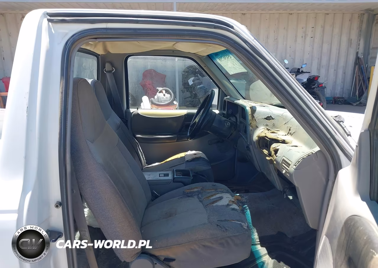 1994 Mazda B3000 VIN:4F4CR12U7RTM47176 - 5