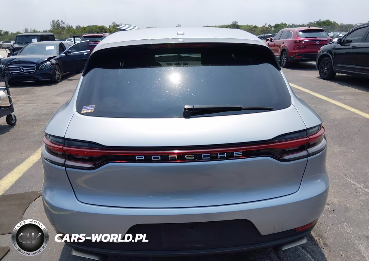 2020 Porsche Macan VIN:WP1AA2A54LLB09781 - 17