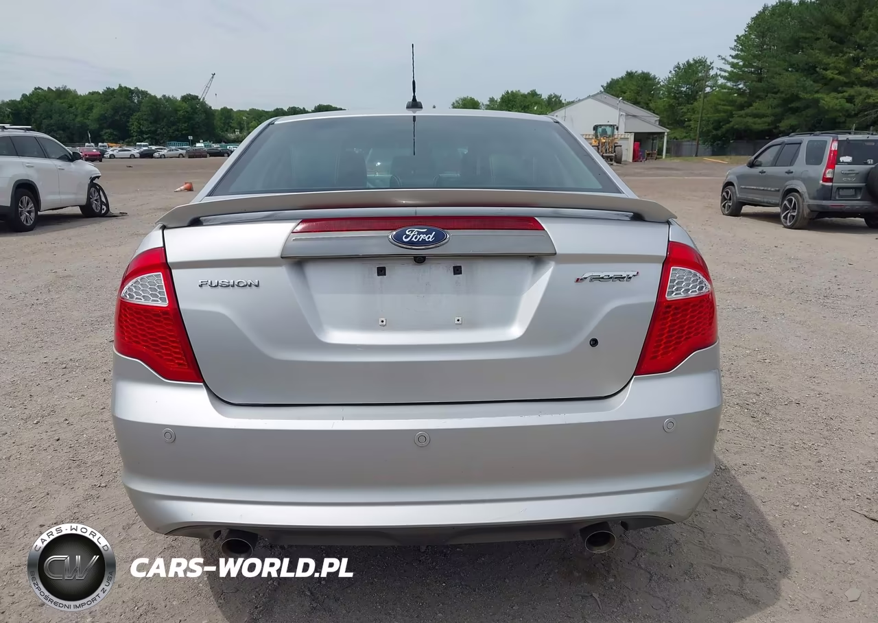 2011 Ford Fusion Sport VIN:3FAHP0KC1BR132196 - 16