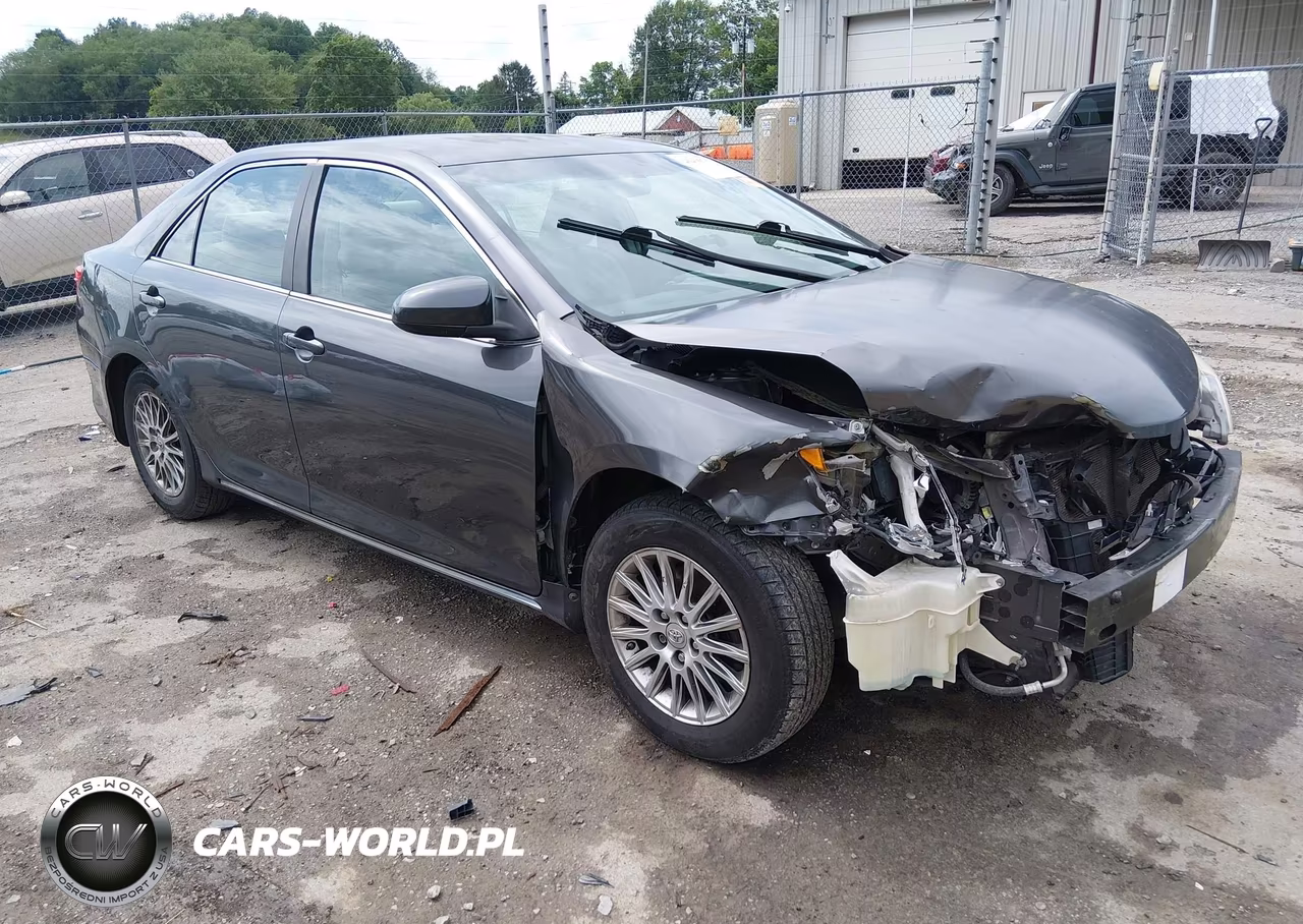 2012 Toyota Camry L-Le-Se-Se Limited Edition-Xle – zdjęcie 1 z 17