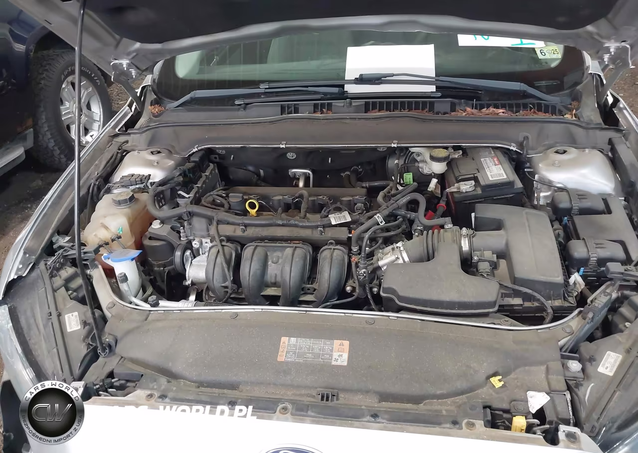 2016 Ford Fusion S VIN:3FA6P0G77GR338567 - 10