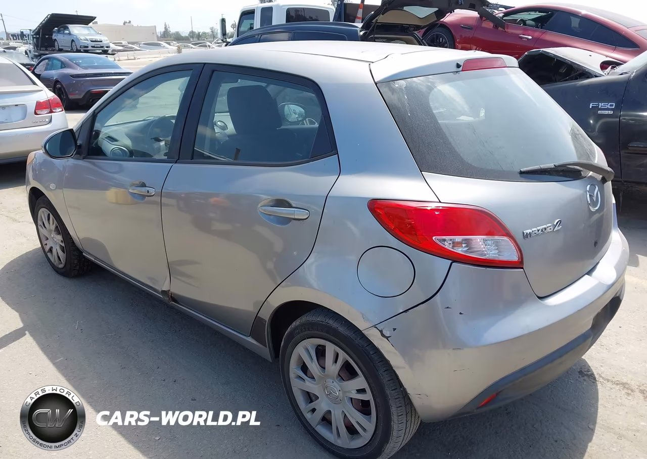 2011 Mazda Mazda2 Sport VIN:JM1DE1HYXB0123407 - 3
