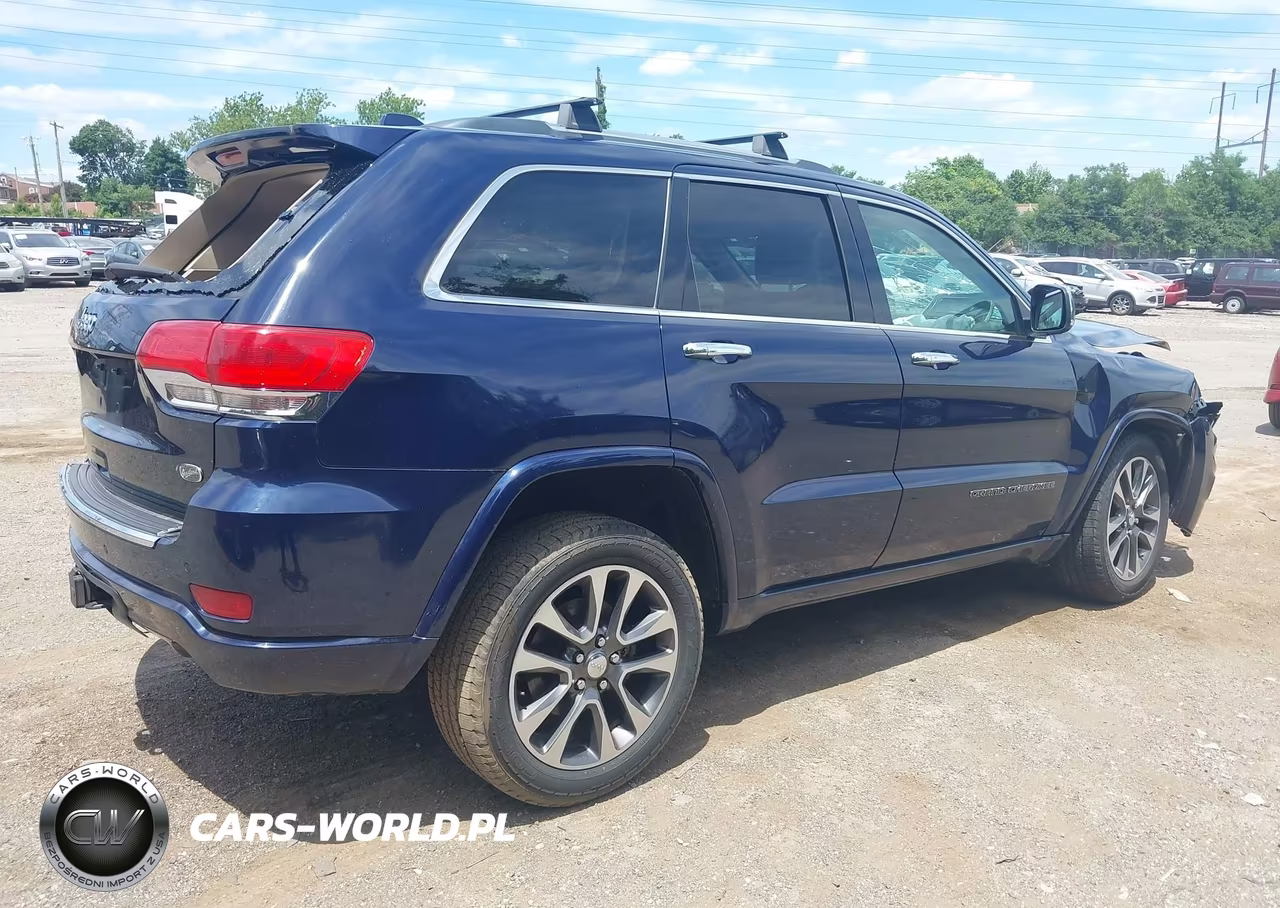 2017 Jeep Grand Cherokee Overland 4X4 VIN:1C4RJFCG8HC772496 - 4