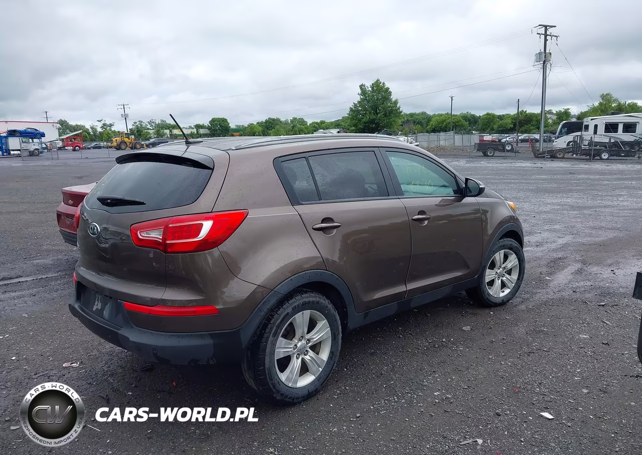2012 Kia Sportage Lx VIN:KNDPB3A21C7217613 - 4