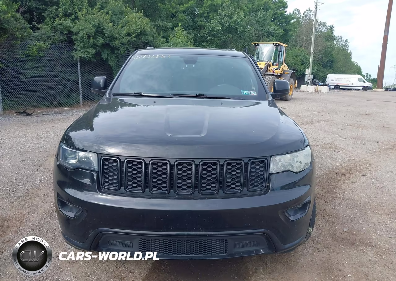 2019 Jeep Grand Cherokee Altitude 4X4 VIN:1C4RJFAG1KC562204 - 13