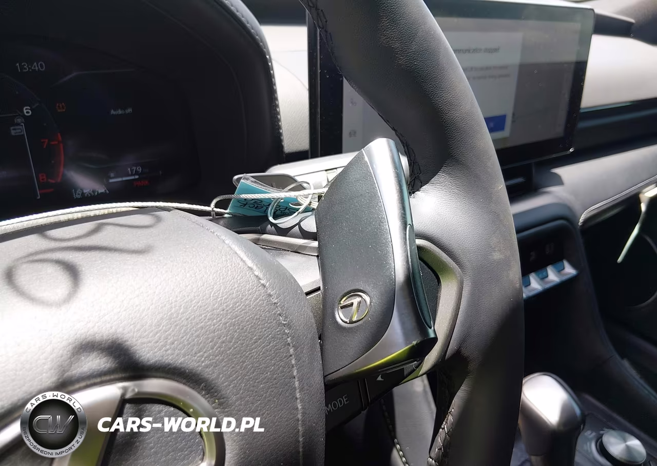 2026 Lexus Is 350 F Sport Design VIN:JTHBZ1B2XT5097121 - 11