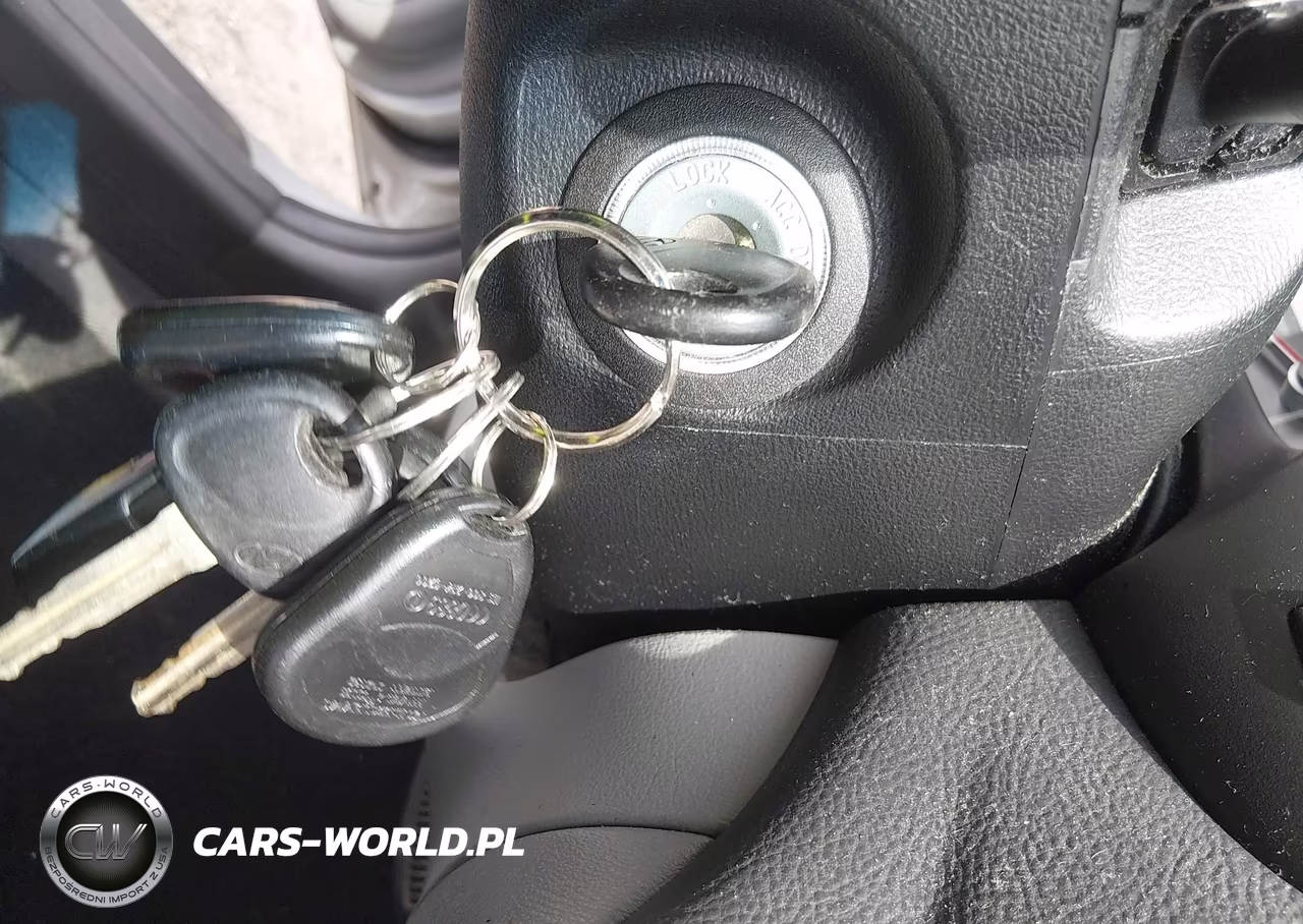 2008 Hyundai Elantra Gls-Se VIN:KMHDU46D48U389622 - 11