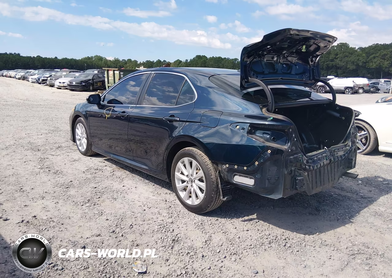 2019 Toyota Camry Le VIN:4T1B11HK5KU763219 - 3