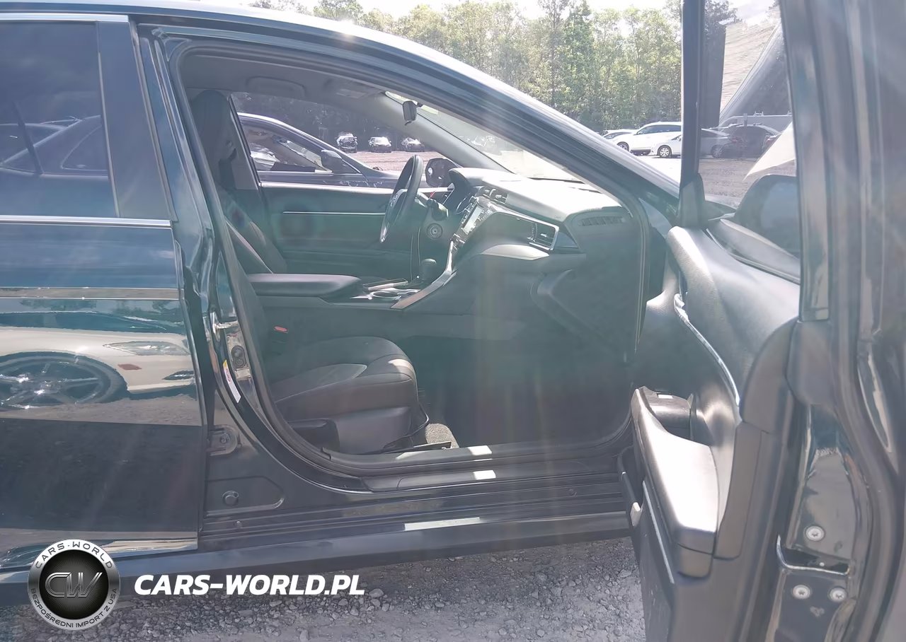 2019 Toyota Camry Le VIN:4T1B11HK5KU763219 - 5