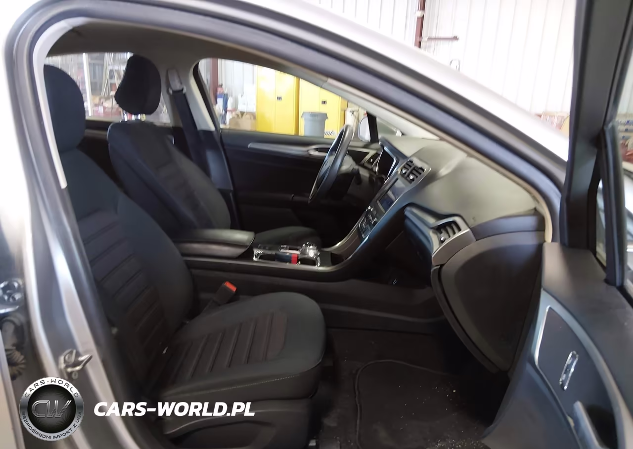 2020 Ford Fusion Hybrid Se VIN:3FA6P0LU0LR263426 - 5