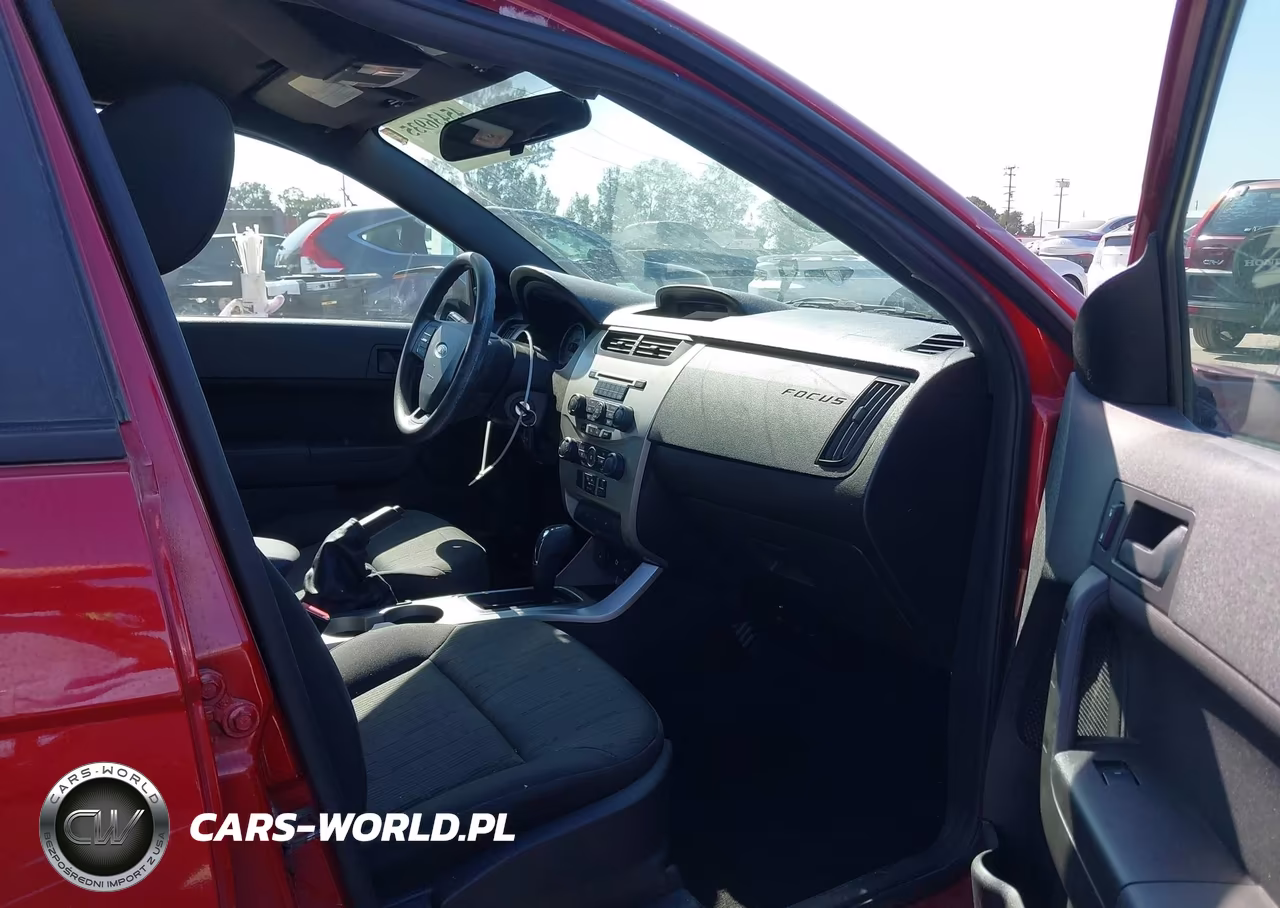 2010 Ford Focus Se VIN:1FAHP3FN1AW172190 - 5