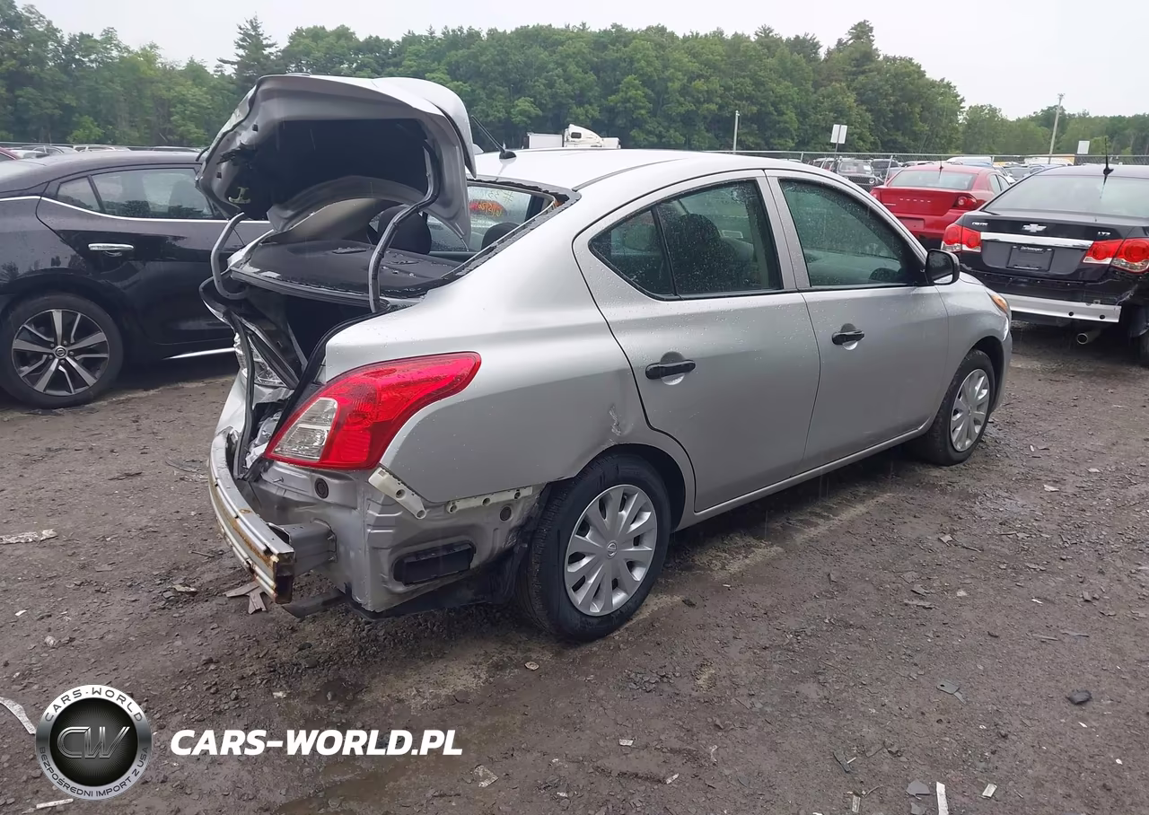 2015 Nissan Versa 1.6 S+ VIN:3N1CN7AP2FL958624 - 4
