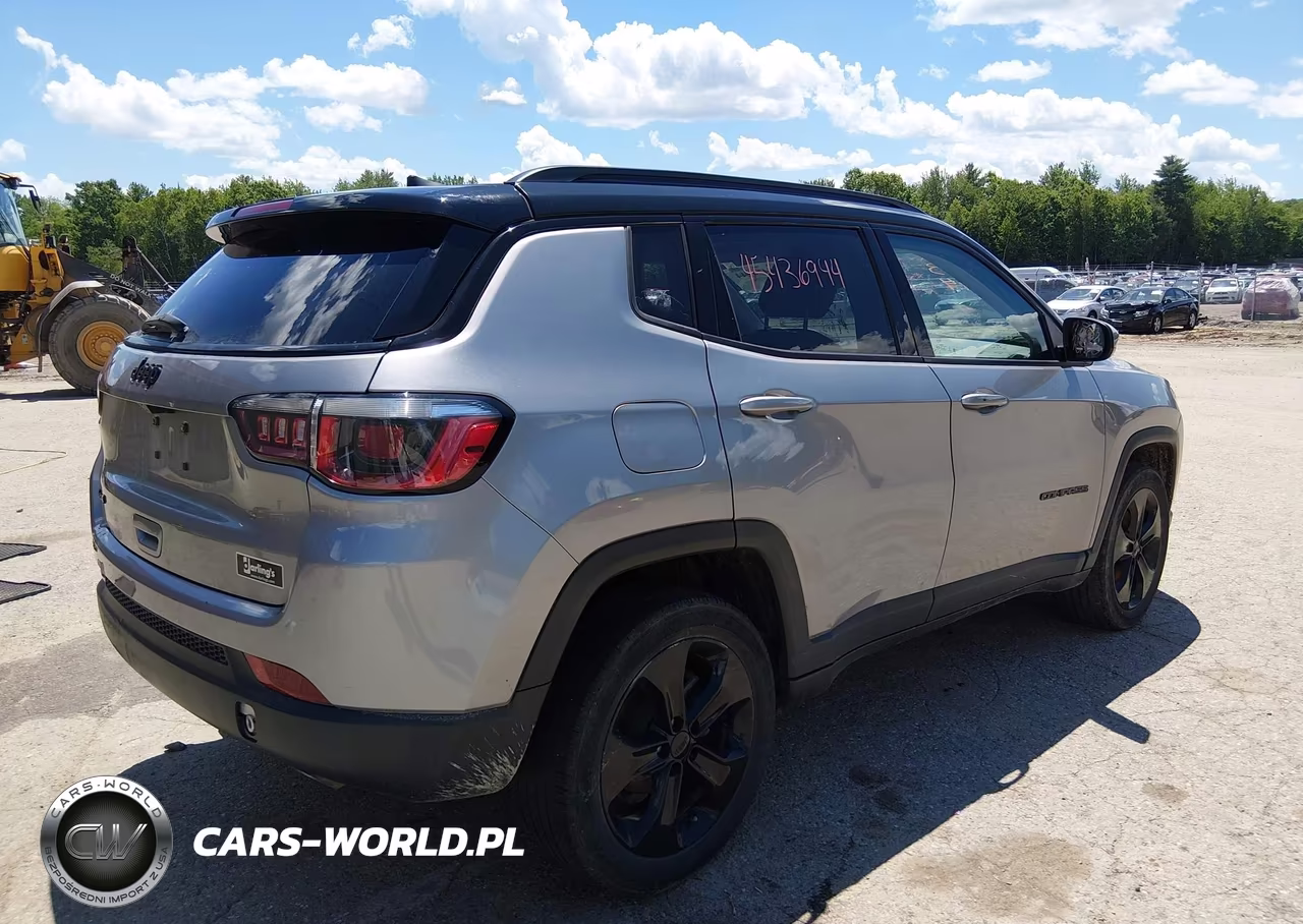 2020 Jeep Compass Altitude 4X4 VIN:3C4NJDBB1LT107221 - 4
