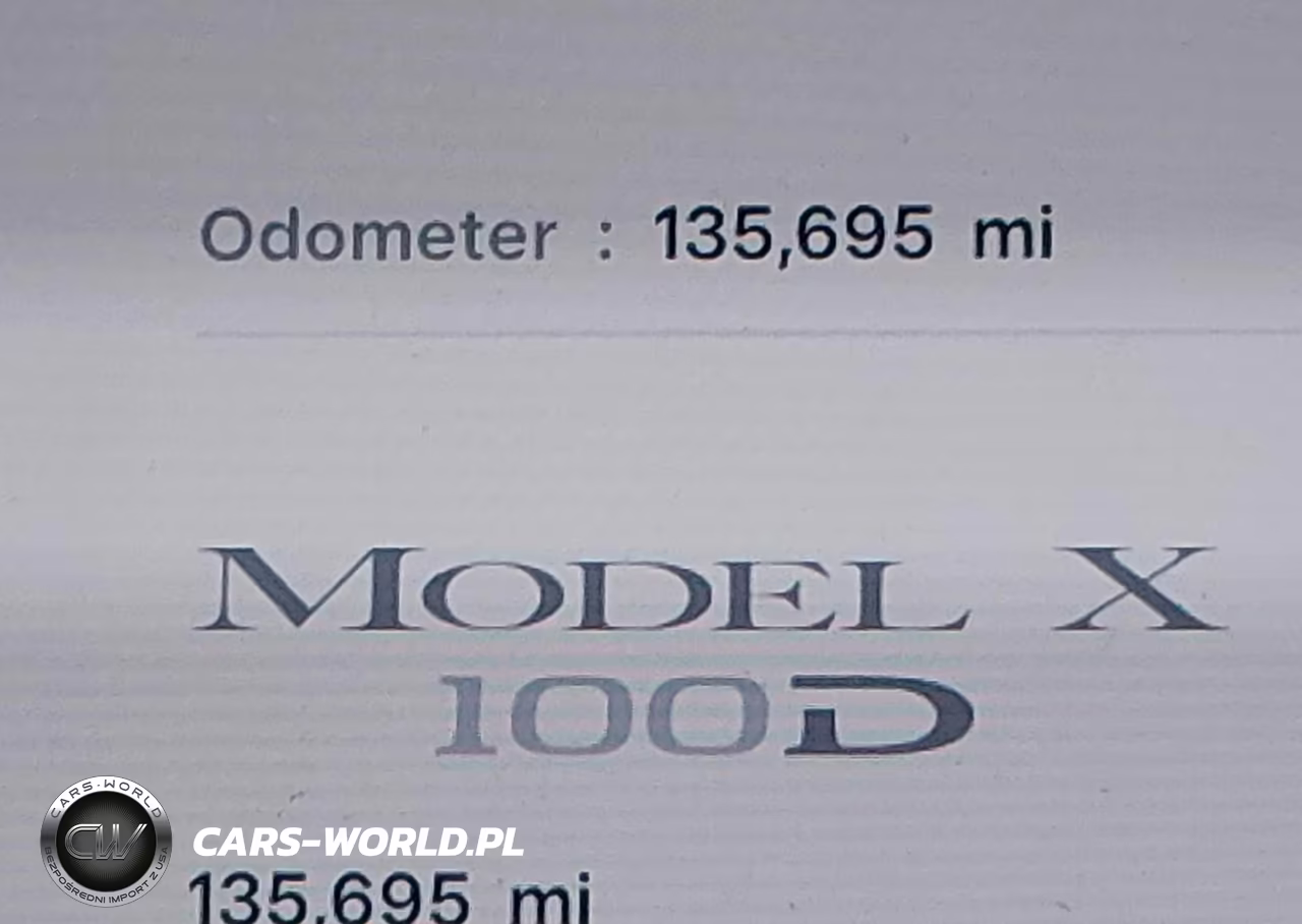 2018 Tesla Model X VIN:5YJXCDE22JF136995 - 16