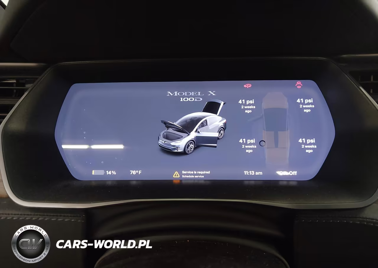 2018 Tesla Model X VIN:5YJXCDE22JF136995 - 18