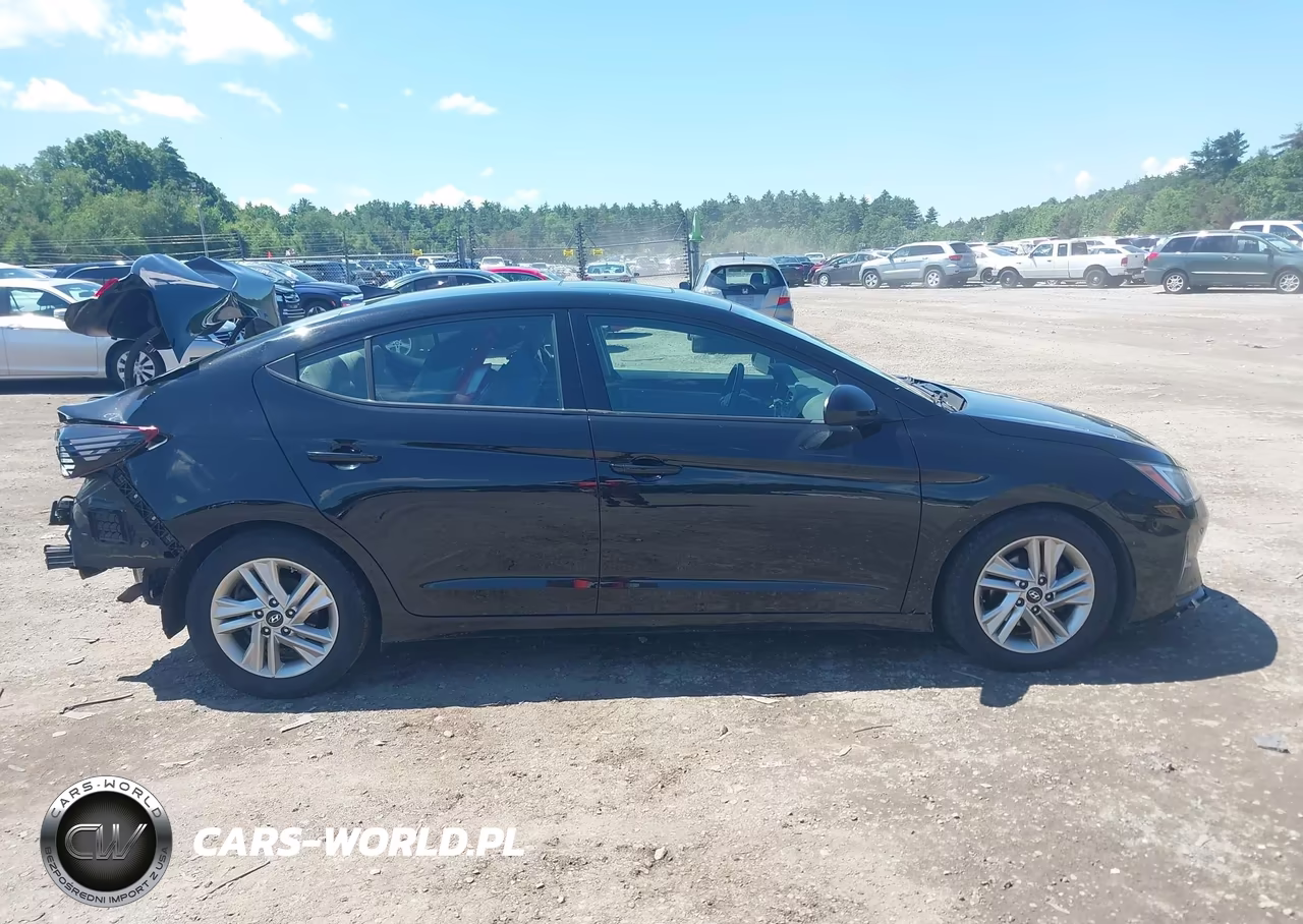 2019 Hyundai Elantra Value Edition VIN:5NPD84LF7KH487897 - 14