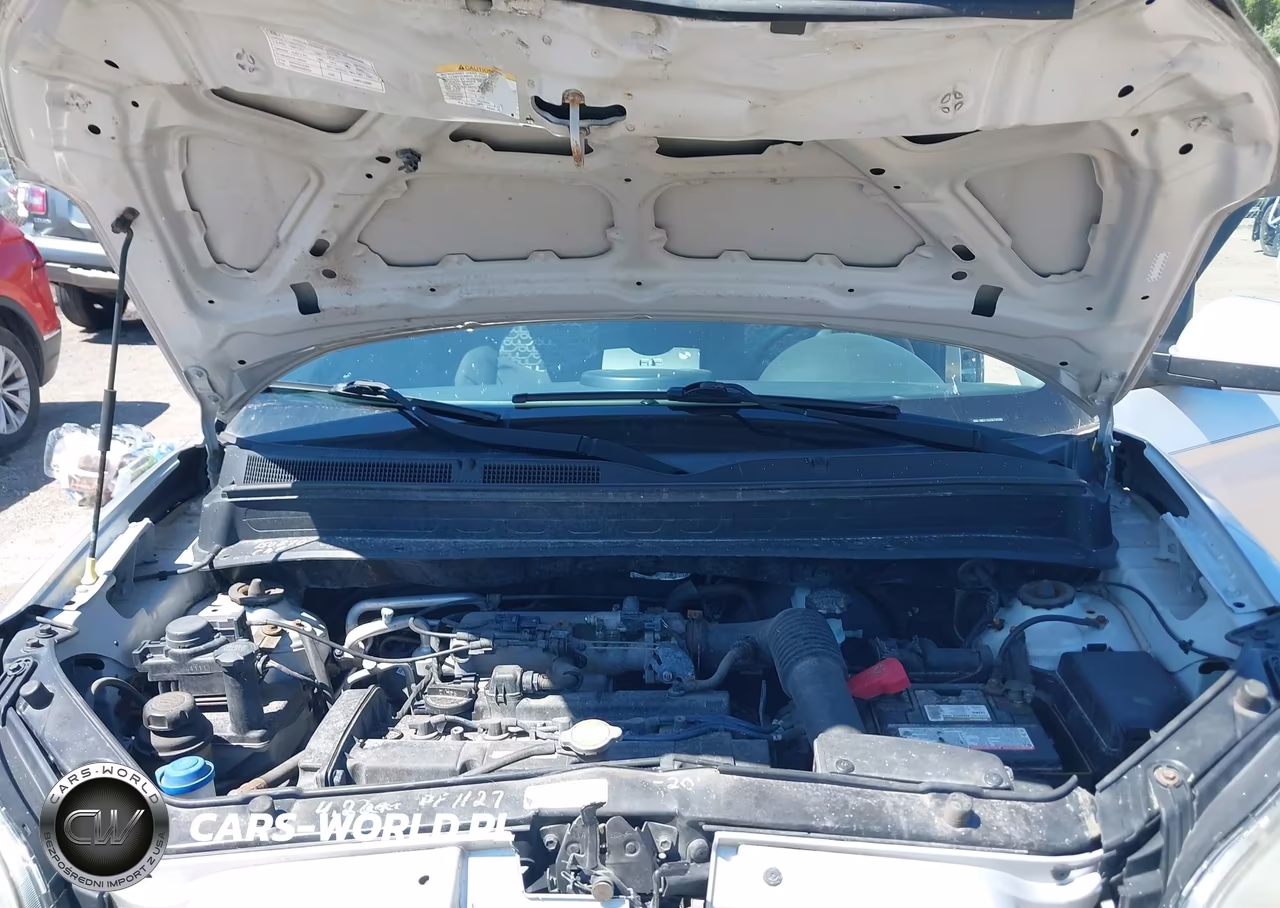 2010 Kia Soul + VIN:KNDJT2A29A7145182 - 10