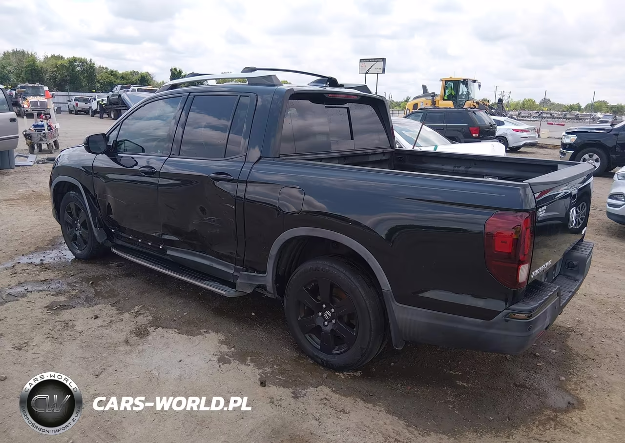2017 Honda Ridgeline Black Edition VIN:5FPYK3F8XHB016125 - 3