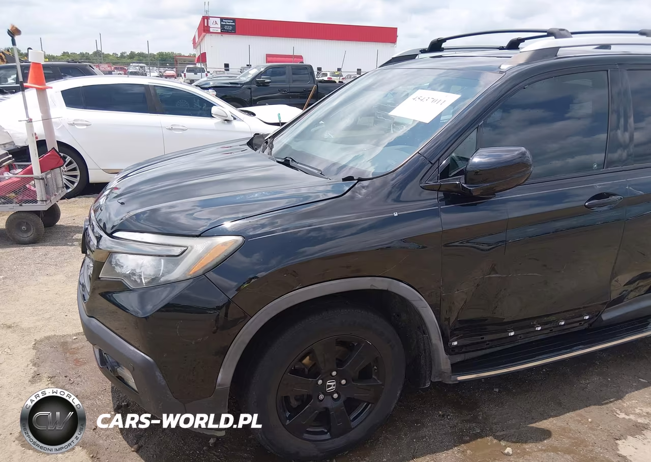 2017 Honda Ridgeline Black Edition VIN:5FPYK3F8XHB016125 - 6